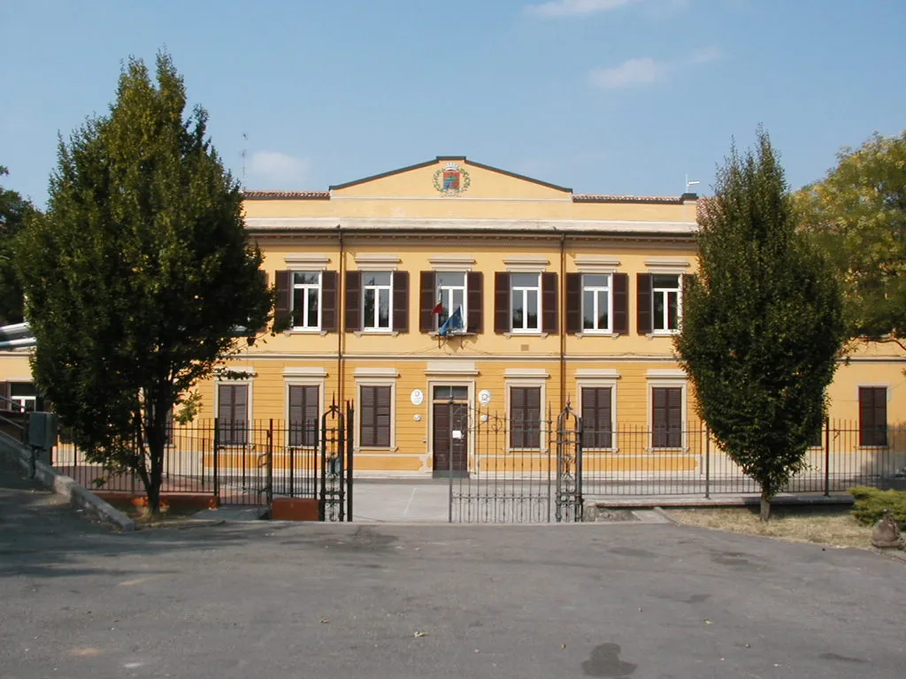 Photo showing: Montù Beccaria (PV) La scuola  (Foto di Luigino C.)