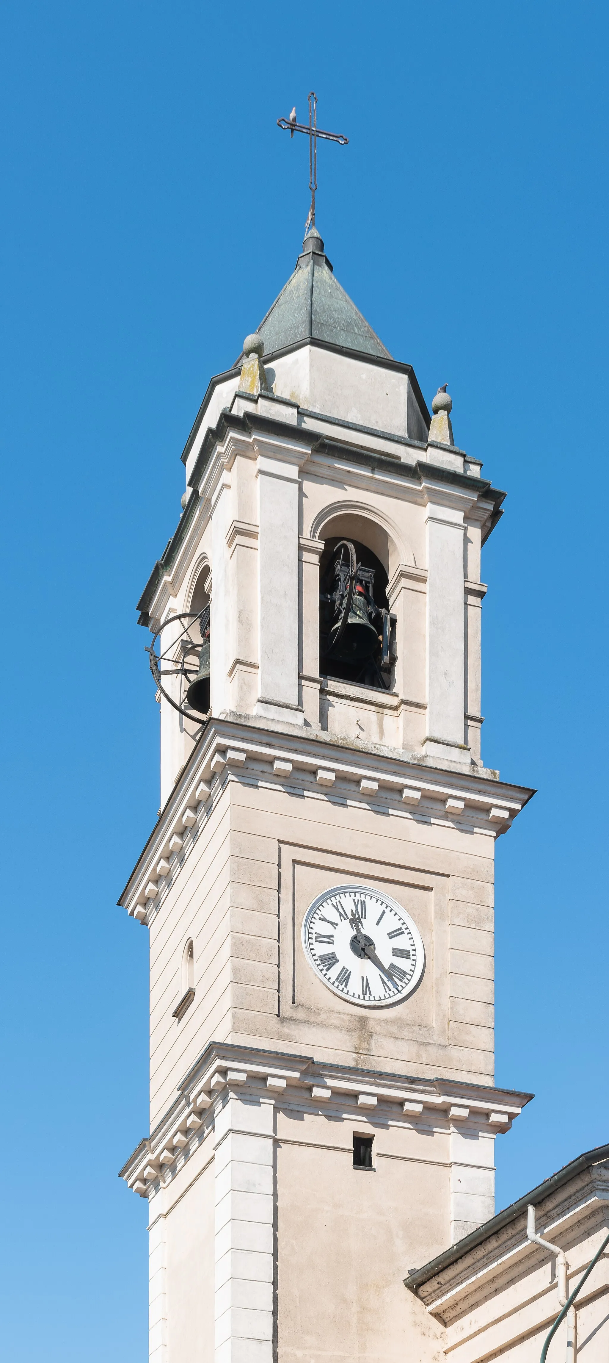Photo showing: Bell tower of the Saint Donatus church in Orfengo, municipality of Casalino, Piedmont, Italy