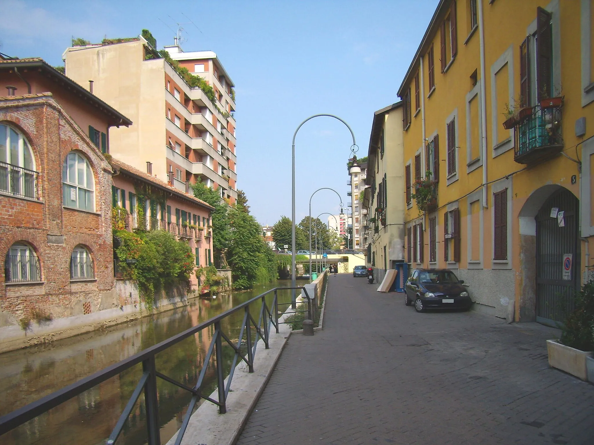Photo showing: Via Tofane e Naviglio Martesana a Milano (quart. Gorla)
