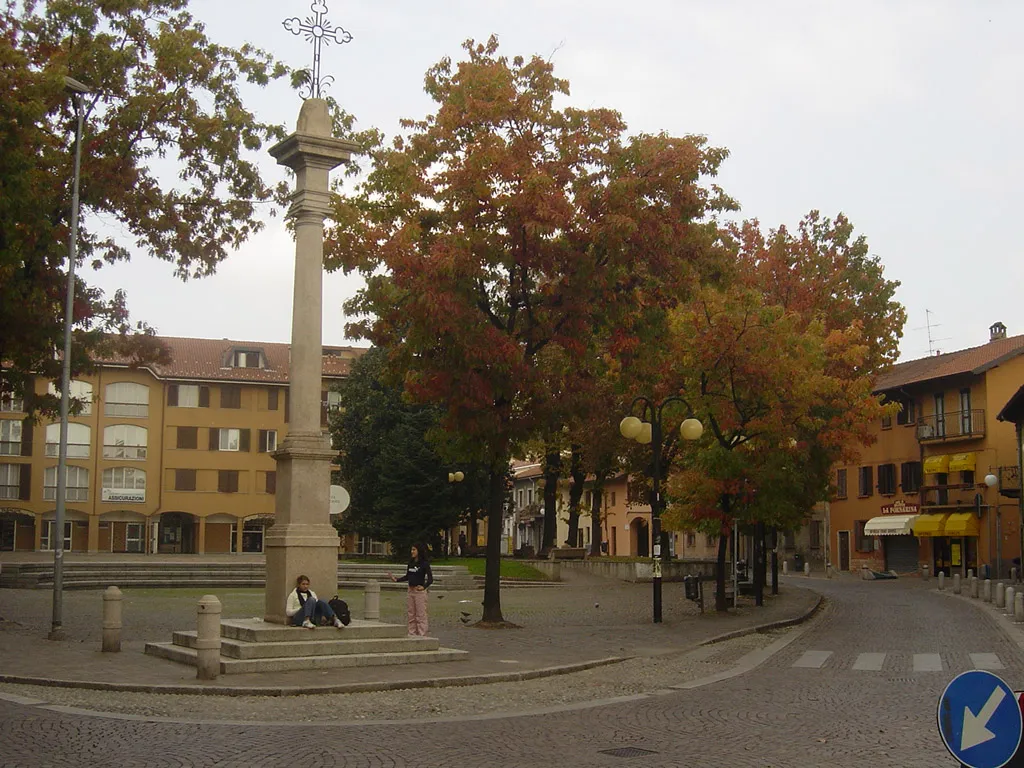 Photo showing: Garbagnate Milanese 10/2005