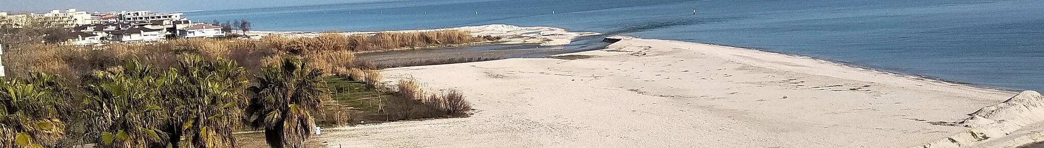 Photo showing: La spiaggia di lido tre archi