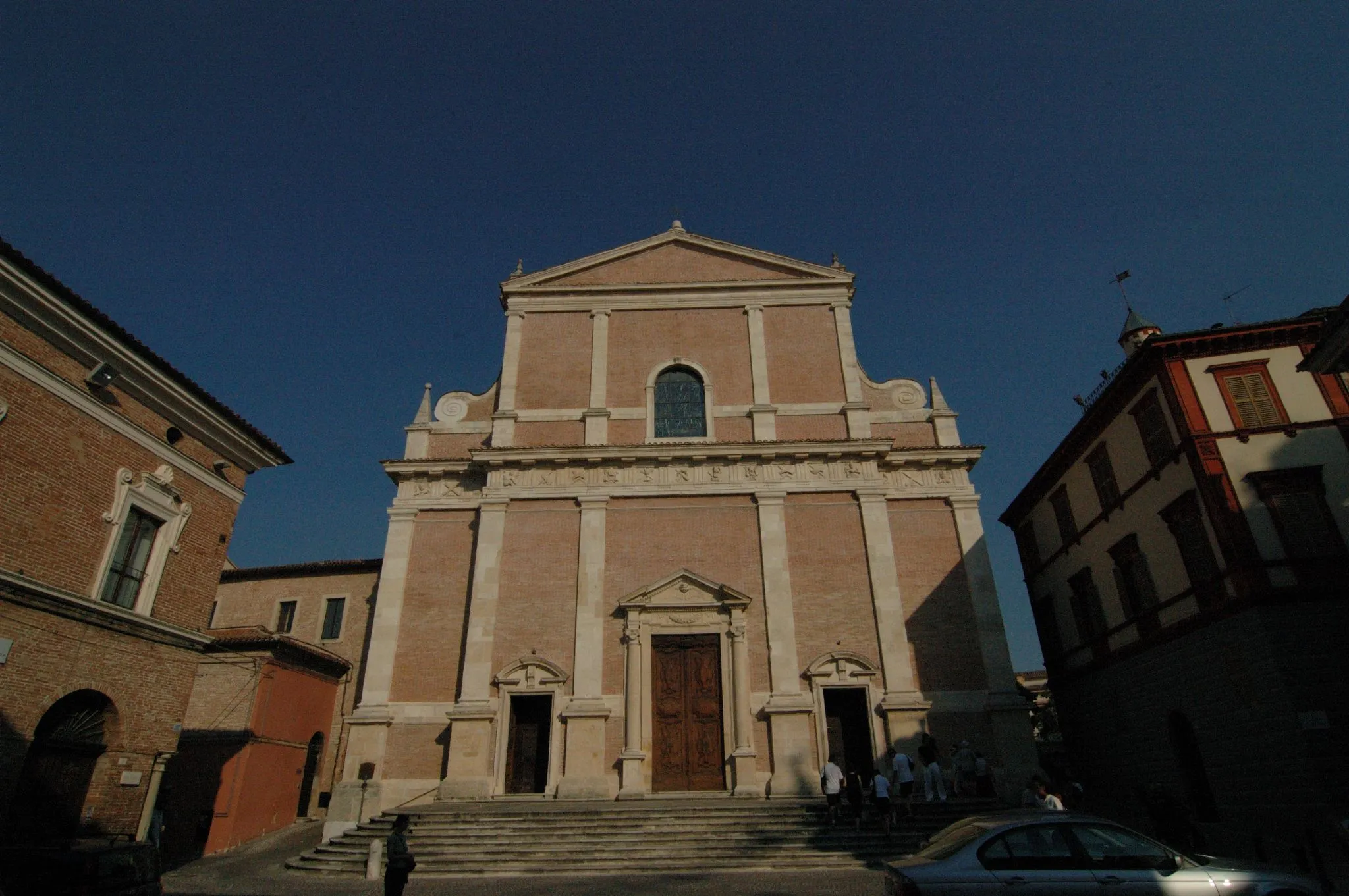 Photo showing: Facciata del Duomo di Fabriano.