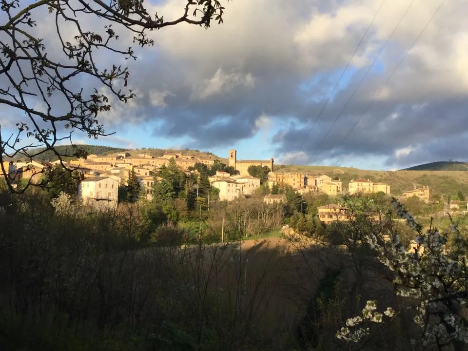 Photo showing: Panorama di Crispiero (Castelraimondo; MC)