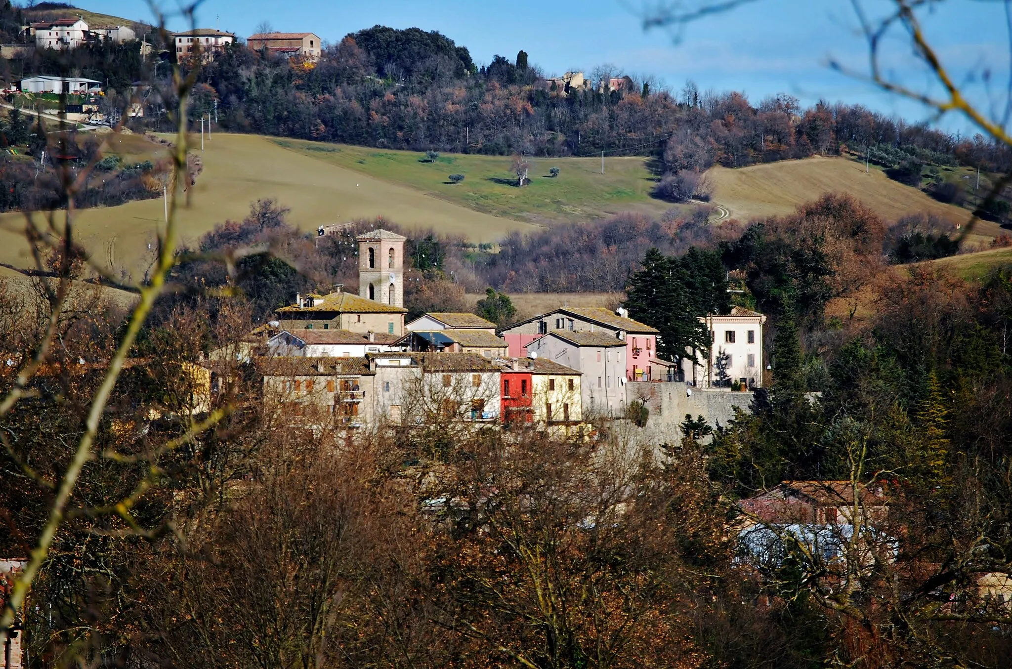 Photo showing: Veduta di Camporotondo di Fiastrone