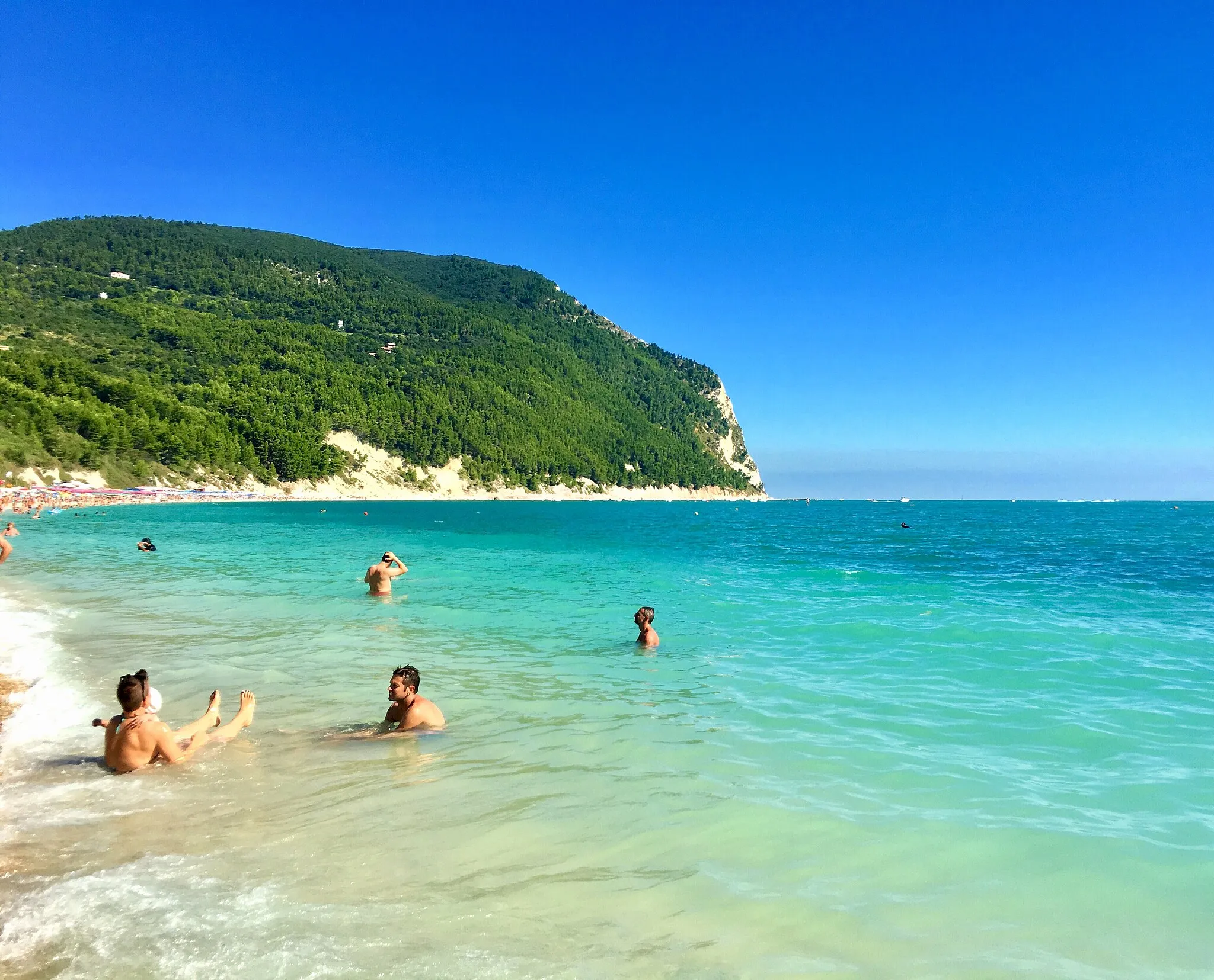 Photo showing: Monte Conero visto dalla spiaggia