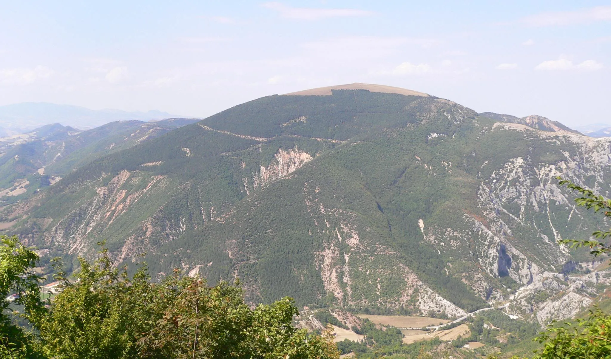 Photo showing: Monte Montiego - Piobbico, PU