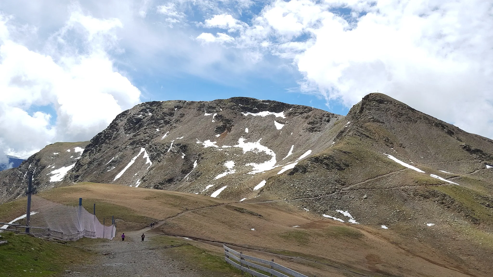 Photo showing: Großer Mittager (2422 m) und Windspitz (2392 m) in den Sarntaler Alpen