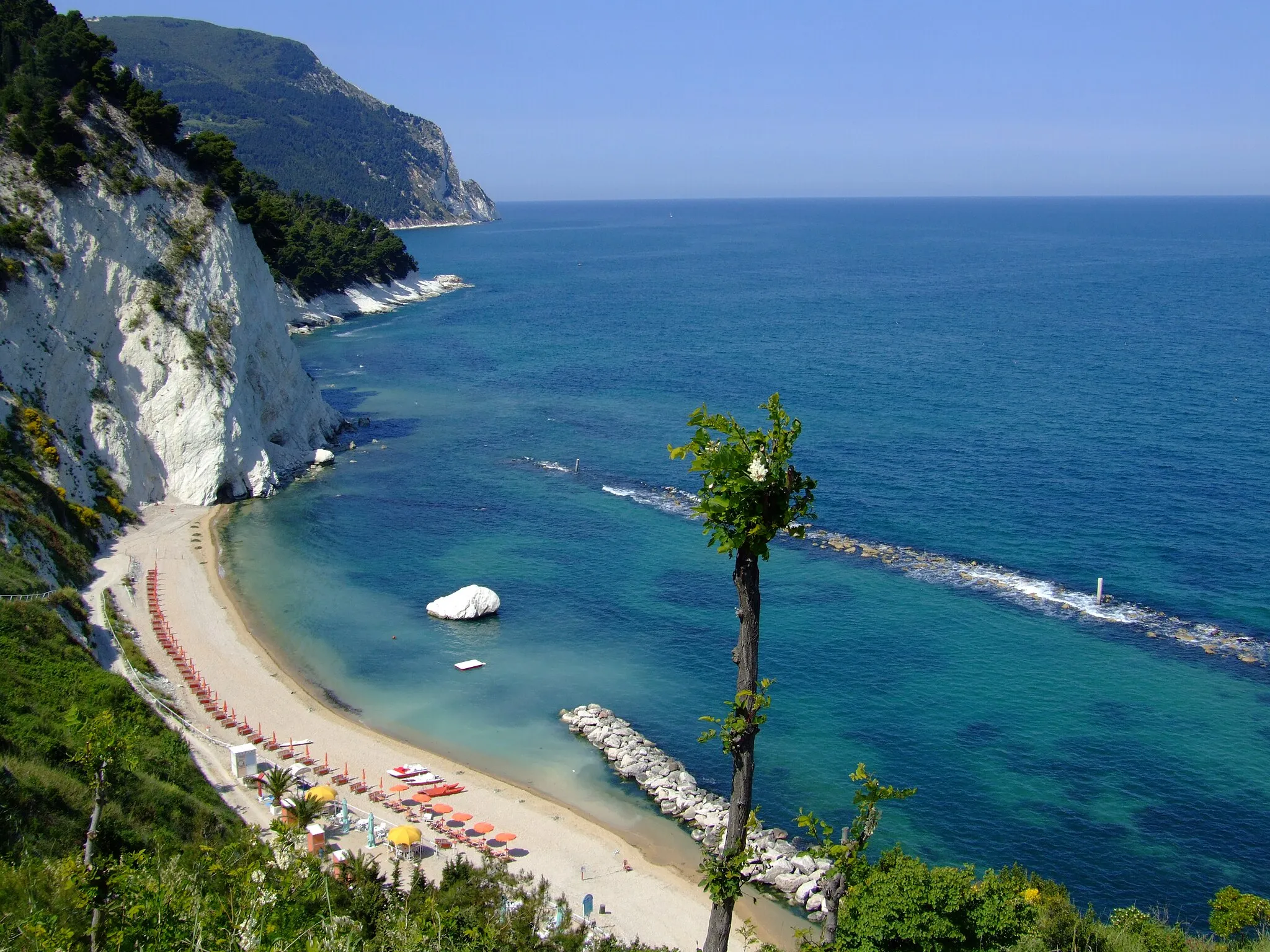 Photo showing: La Spiaggia dei Lavi