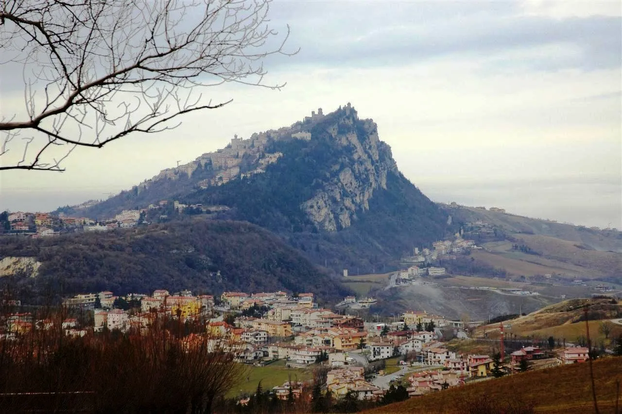 Photo showing: Paoramio San Marino 2008