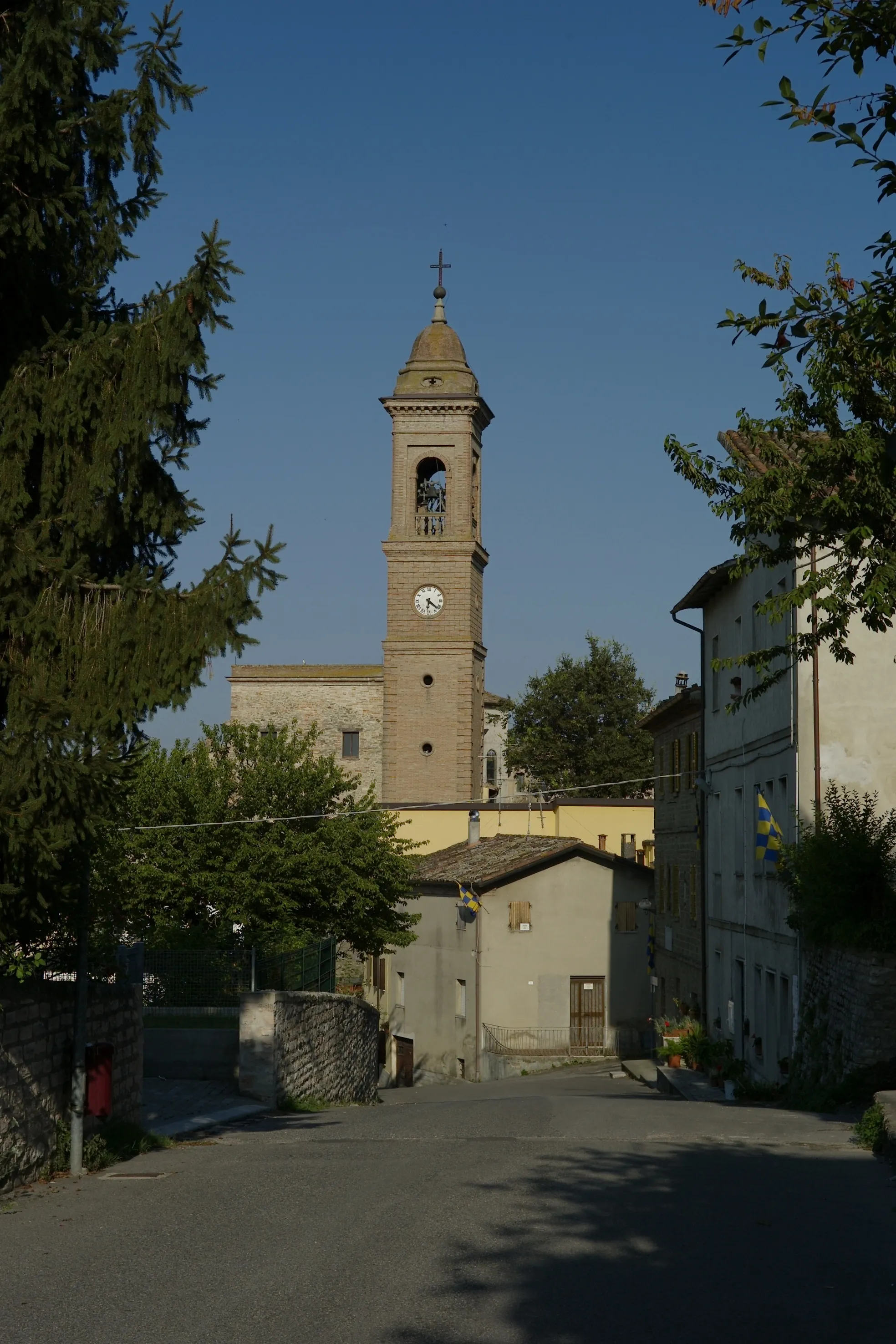 Photo showing: Il campanile della chiesa parrocchiale San Giovanni Battista di Schieti.