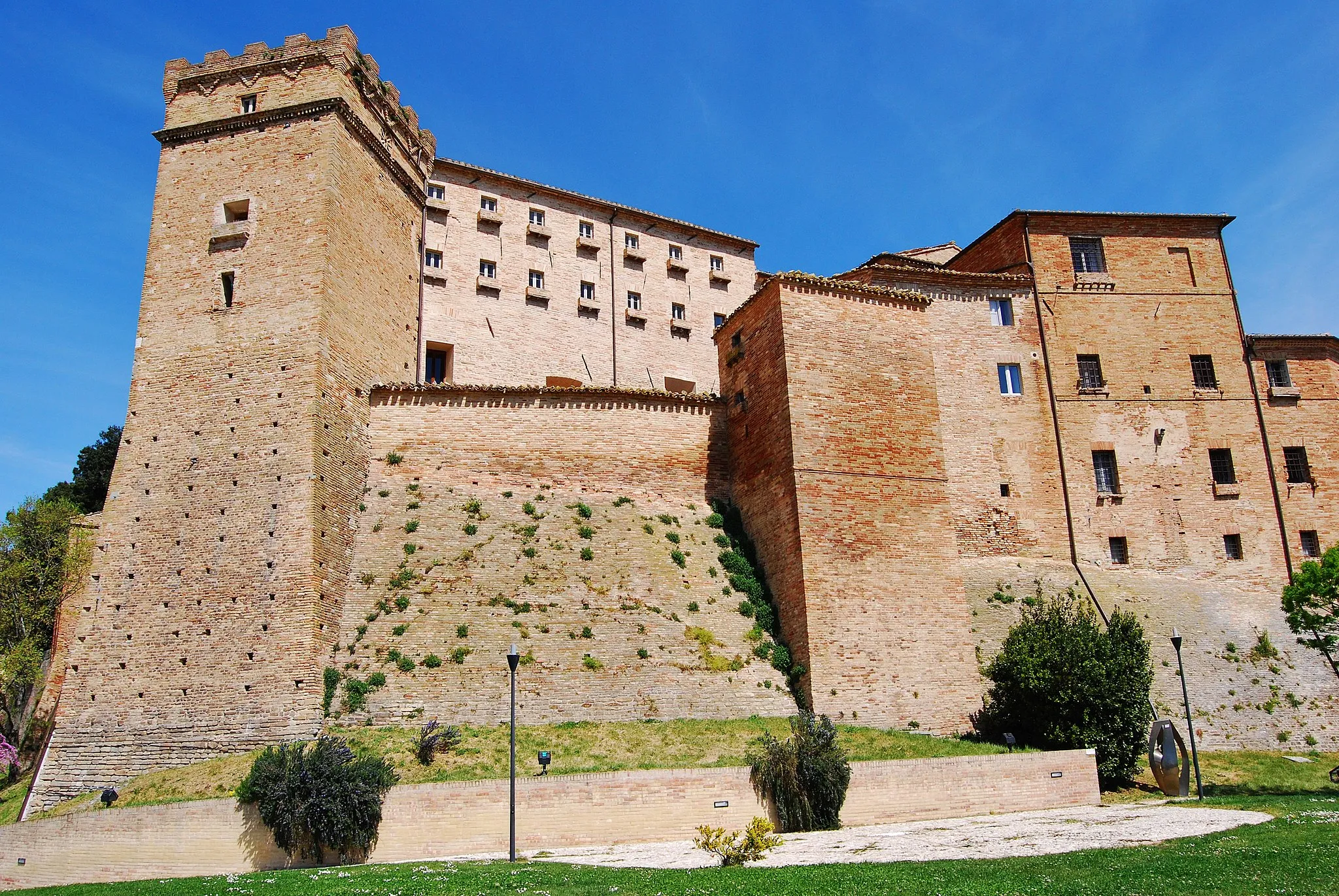 Photo showing: Castello Brunforte
