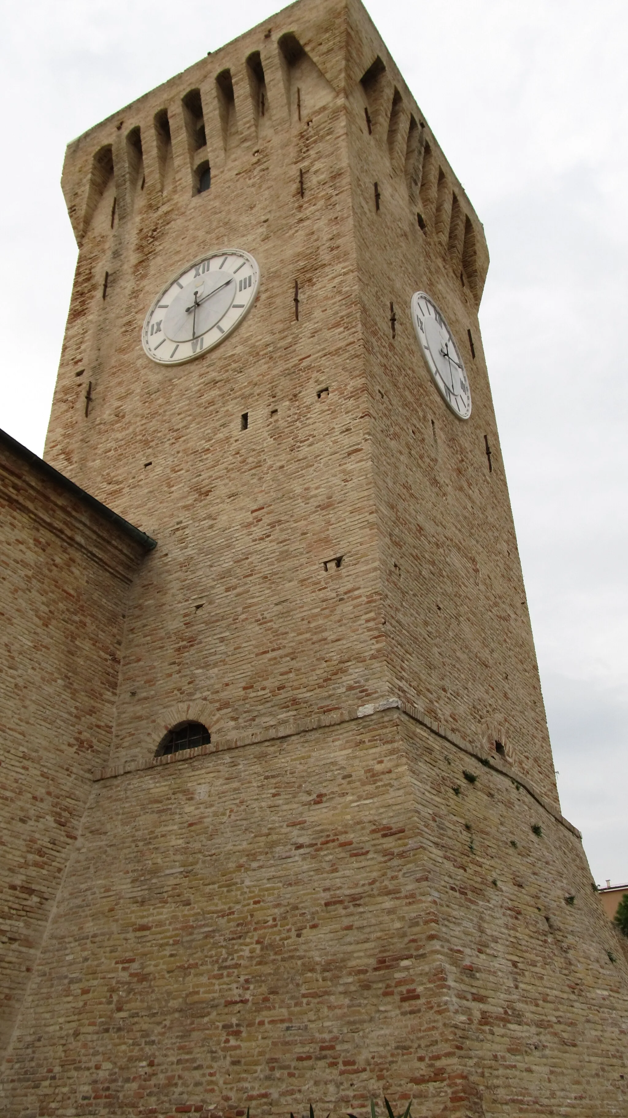 Photo showing: Swabian Castle in Porto Recanati - Big Tower1