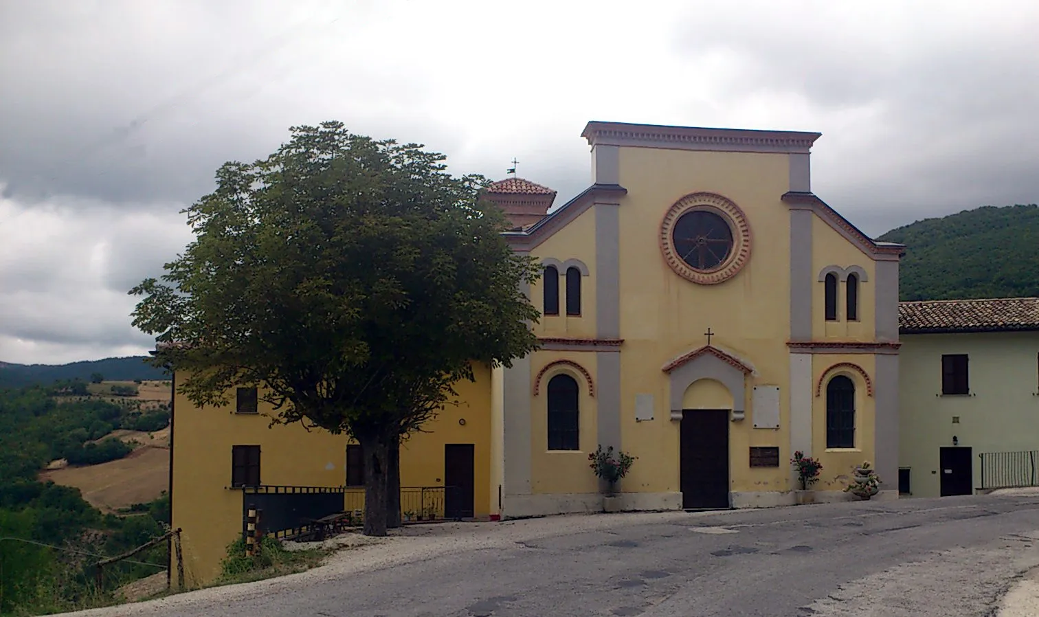 Photo showing: St. Mary, Stravignano, Nocera Umbra, Perugia, Umbria, Italy