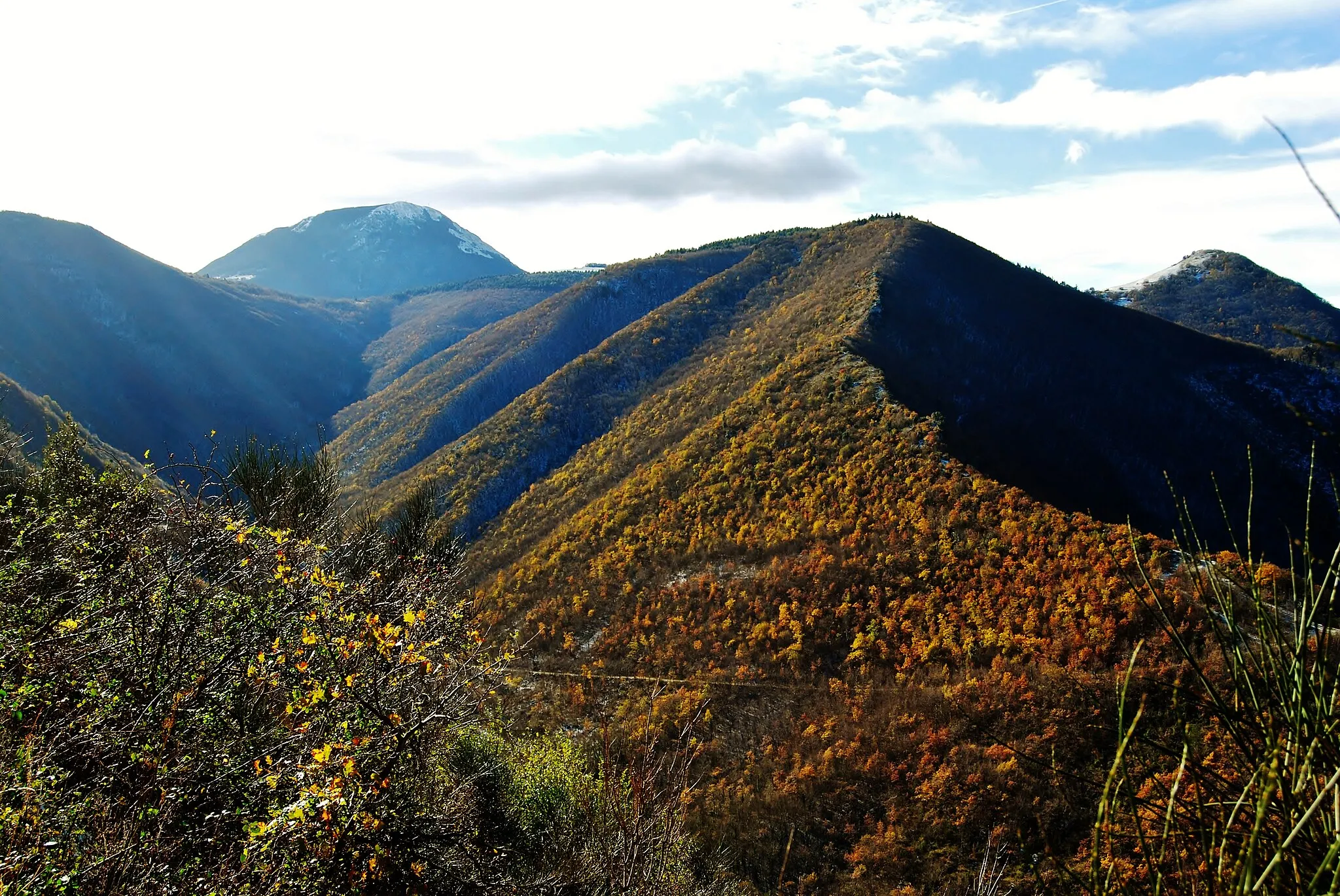 Photo showing: panorama da Poggio San Vicino