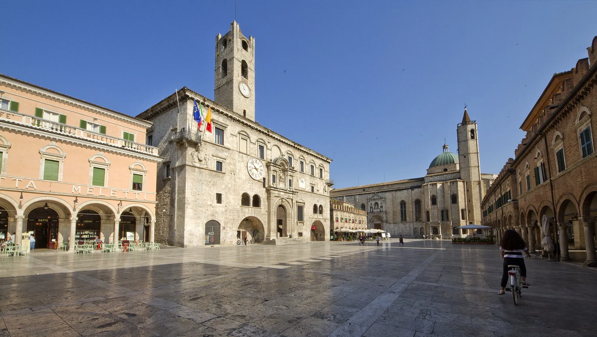 Photo showing: centro storico, 63100 Ascoli Piceno AP, Italy