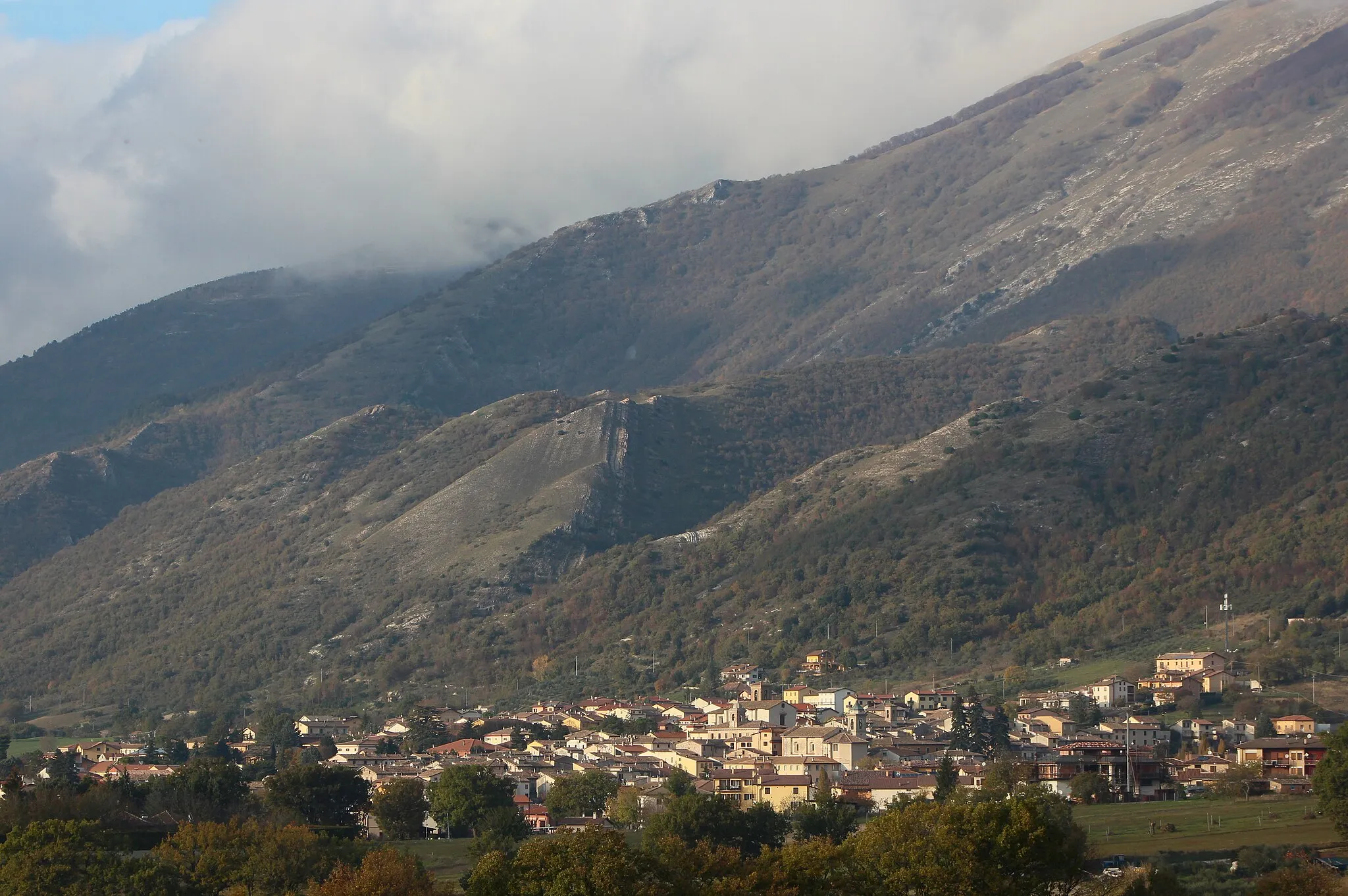 Photo showing: Panorama of Sigillo, Province of Perugia, Umbria, Italy