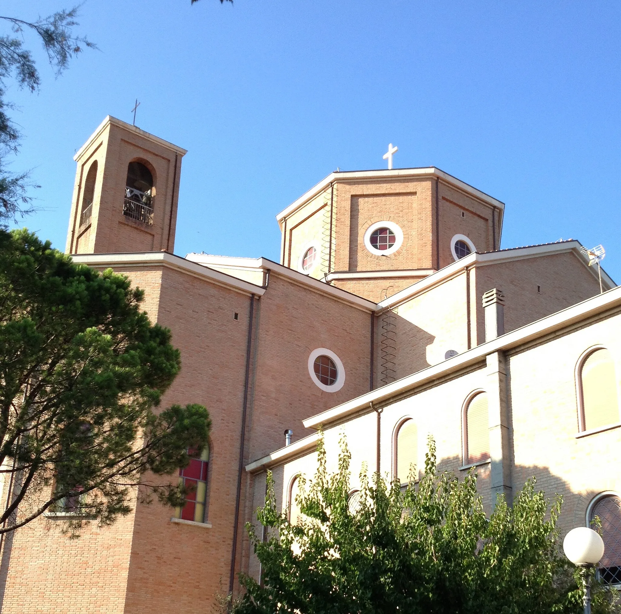 Photo showing: Panorama chiesa