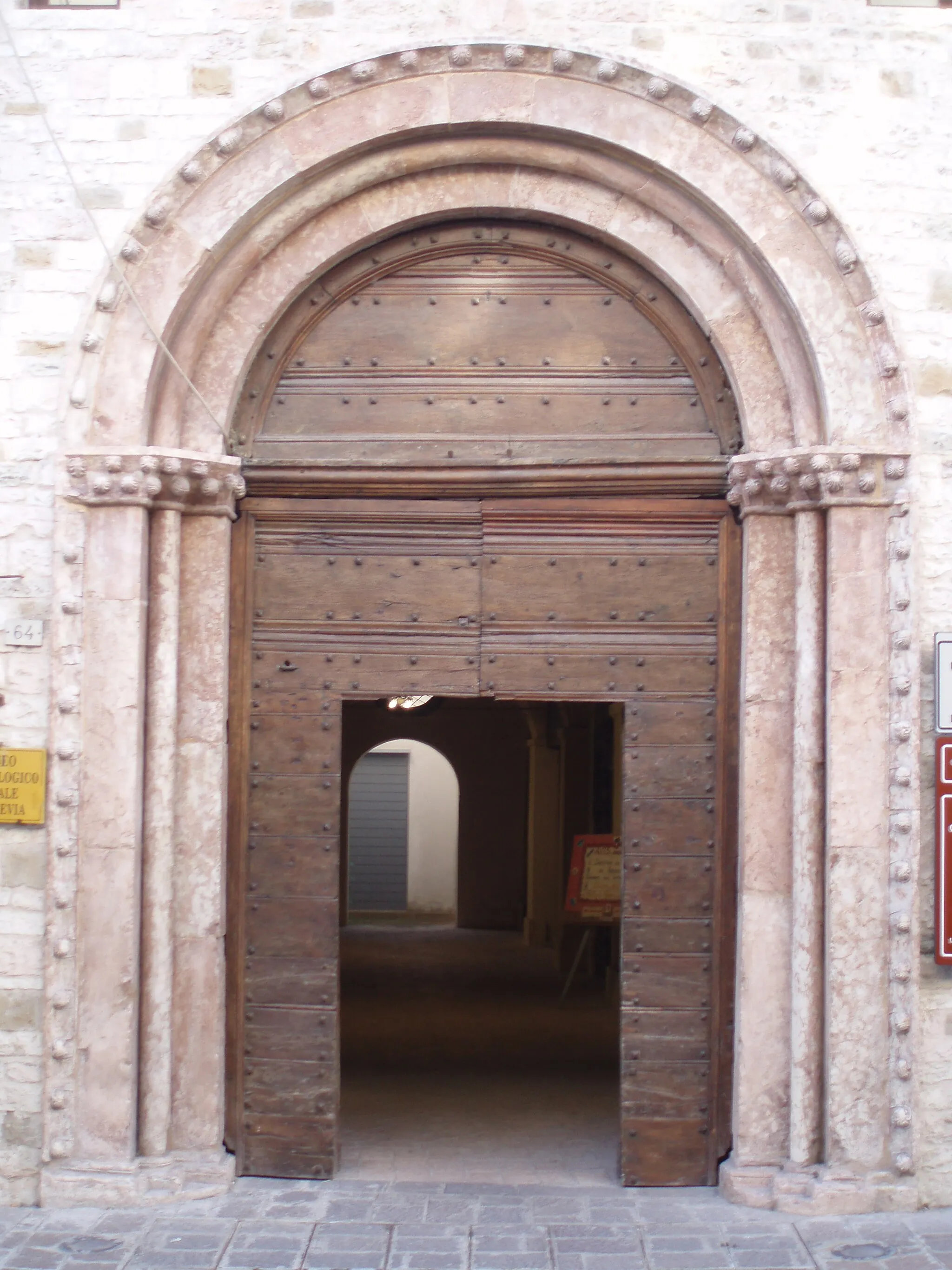 Photo showing: Museo archeologico statale di Arcevia - 7