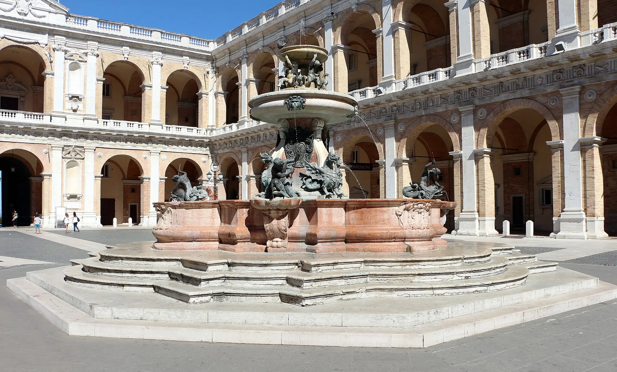 Photo showing: Santuario della Santa Casa (Loreto)