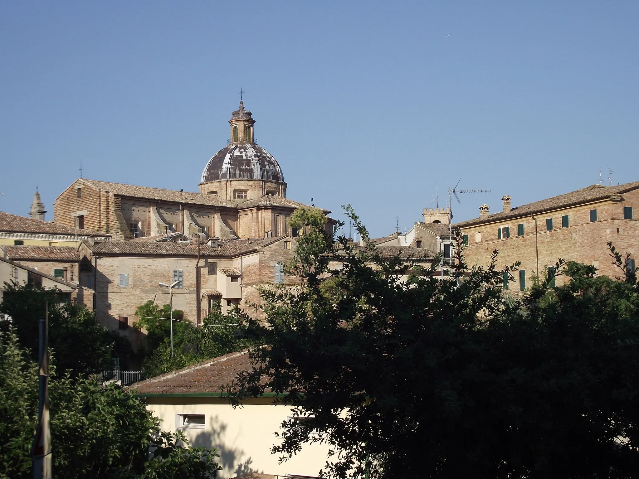 Photo showing: Monte San Vito, panorama