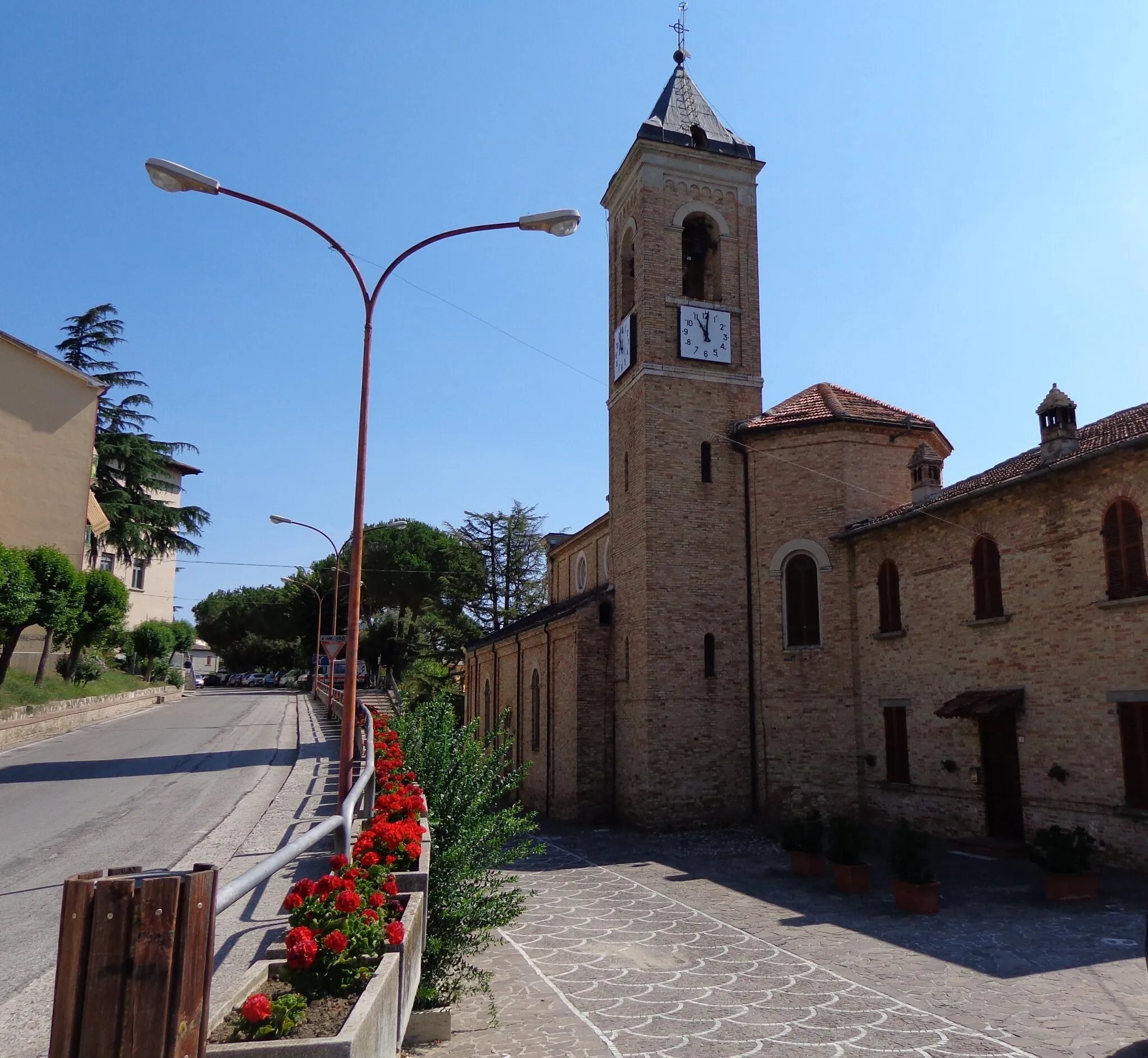 Photo showing: S.S. Cosma and Damiano Church in Venarotta