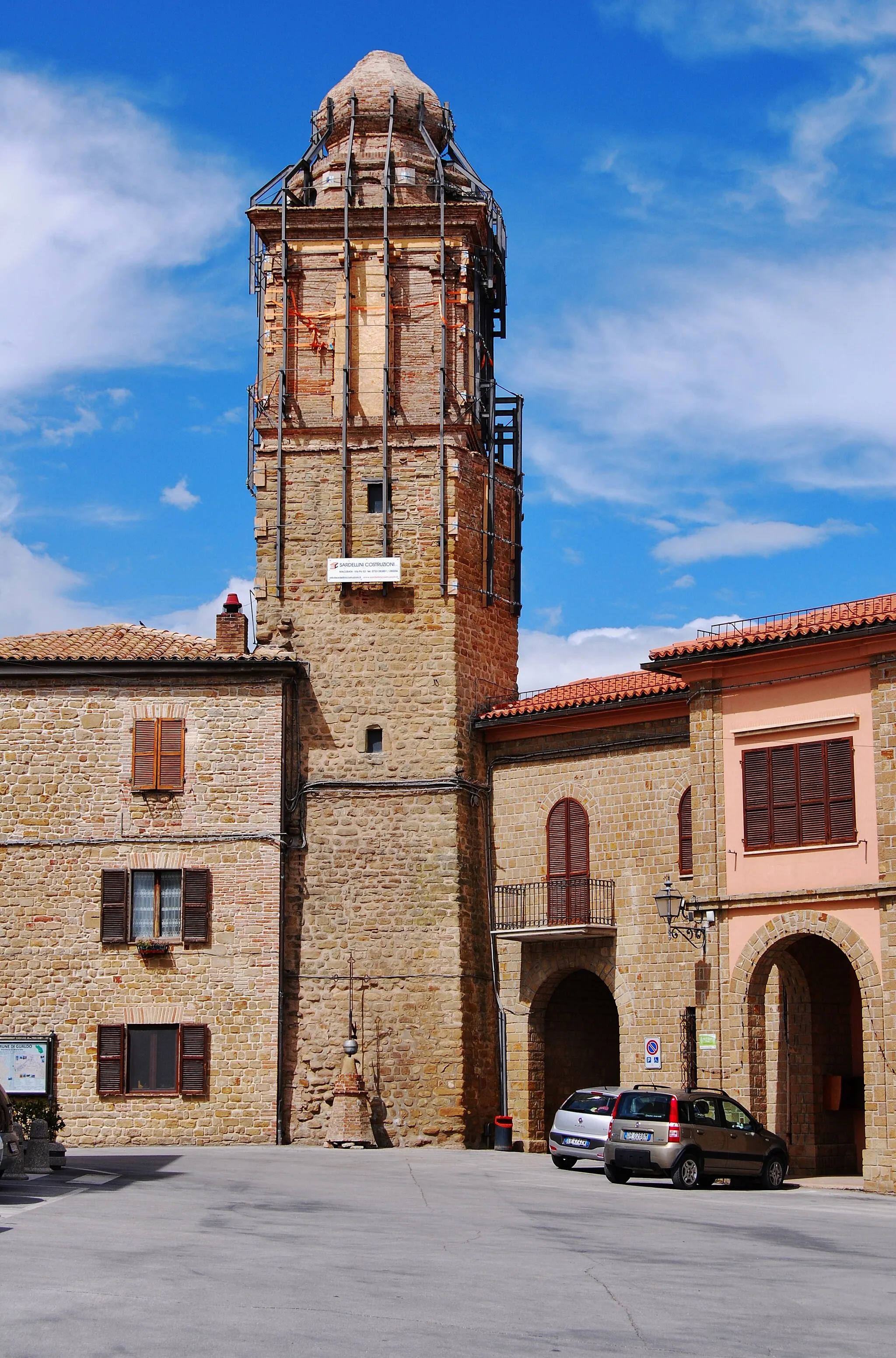 Photo showing: Piazzale del Cassero, Torre Campanaria