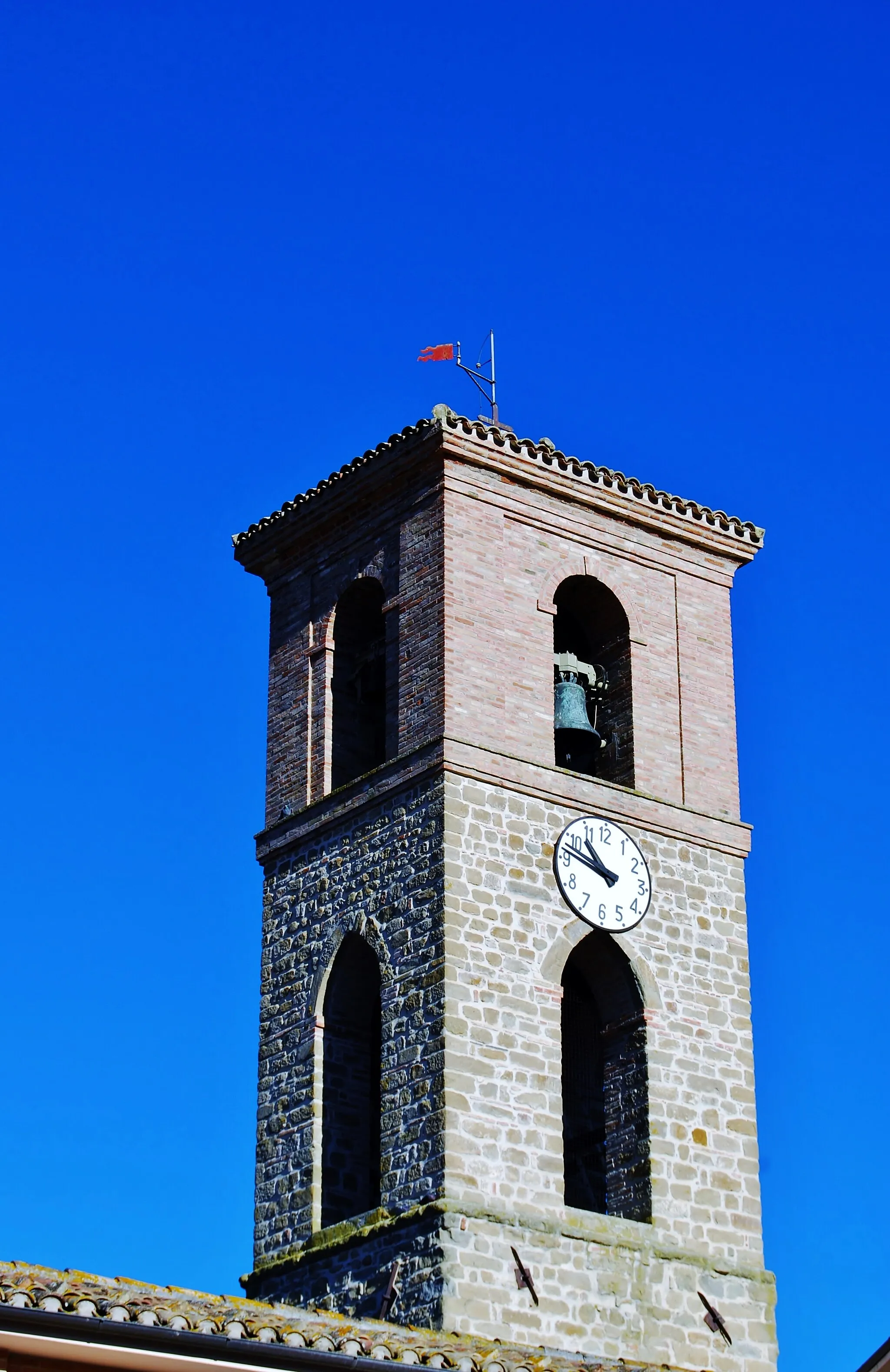 Photo showing: Campanile della chiesa di San Marco a Camporotondo di Fiastrone in provincia di Macerata