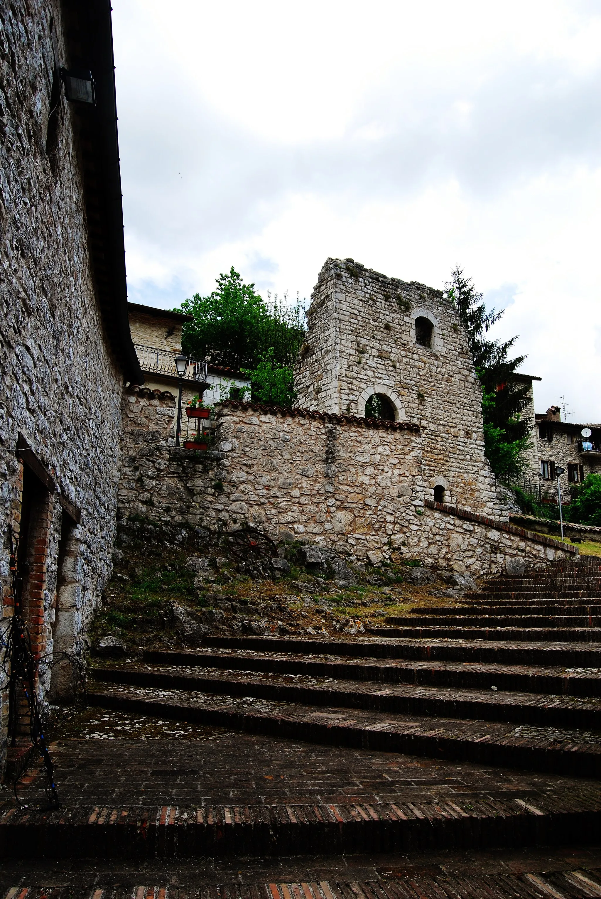 Photo showing: Torre Varano