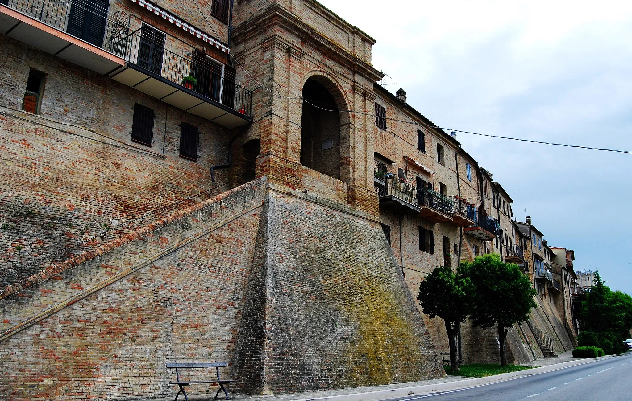 Photo showing: Porta Nuova