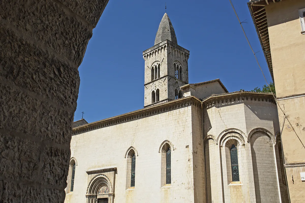 Photo showing: Visso, Collegiata di Santa Maria.