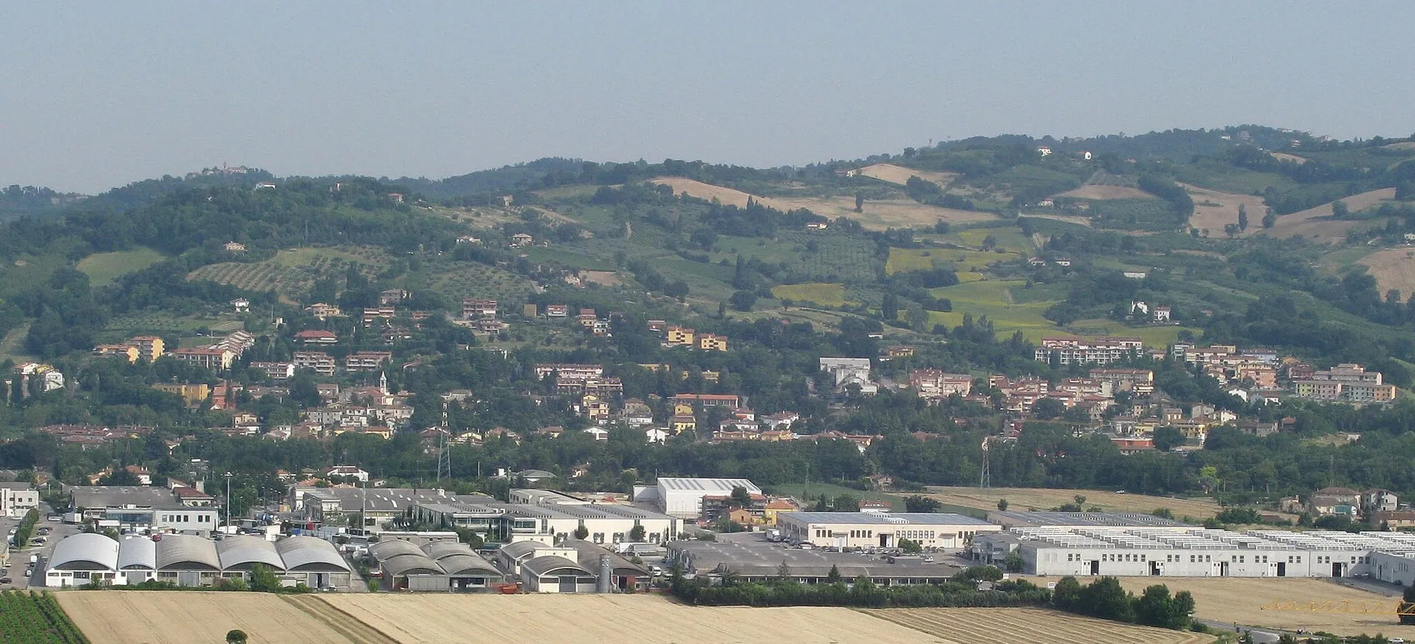 Photo showing: Panorama di Montelabbate.
