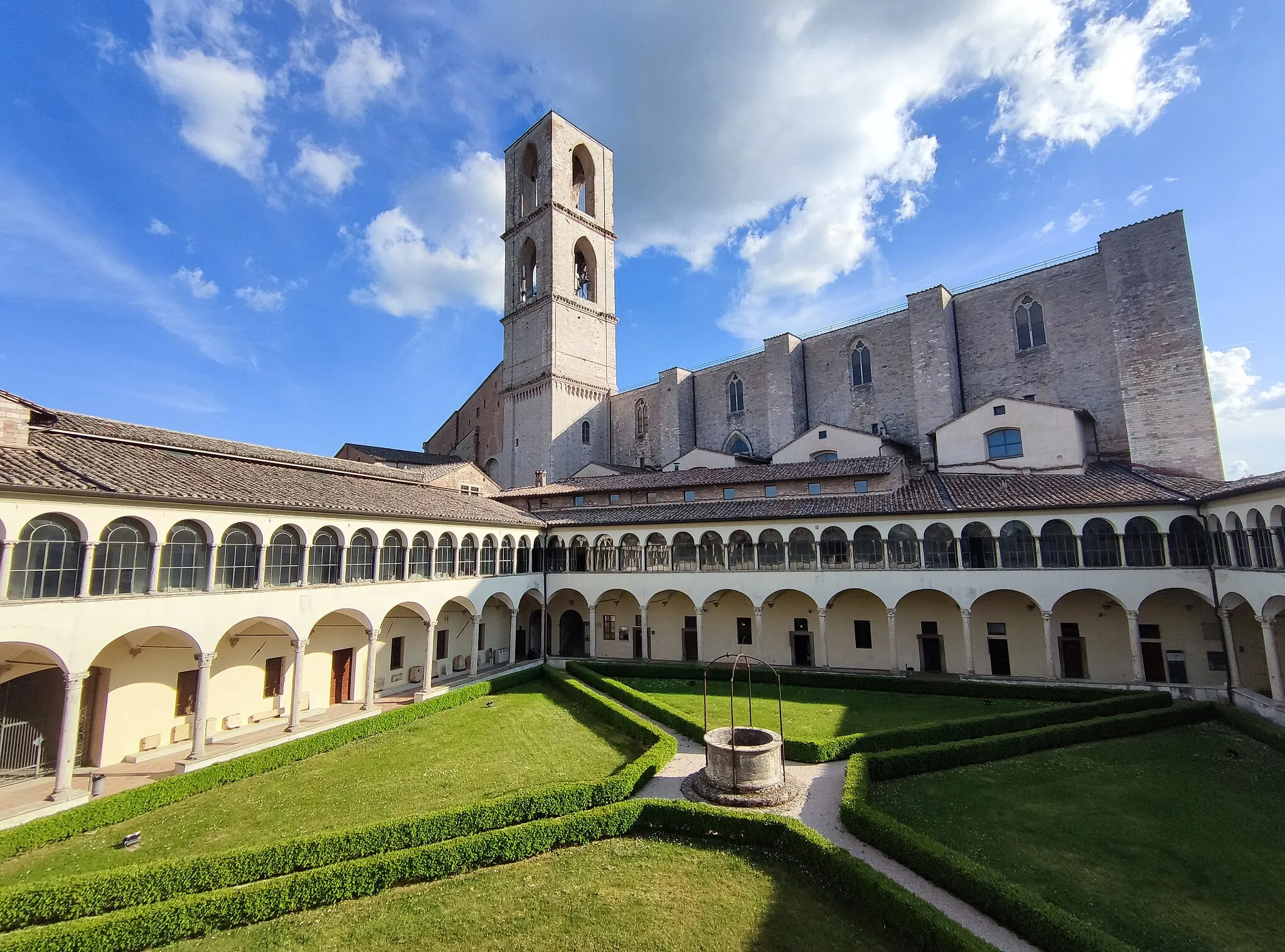 Photo showing: Basilica of San Domenico (Perugia)