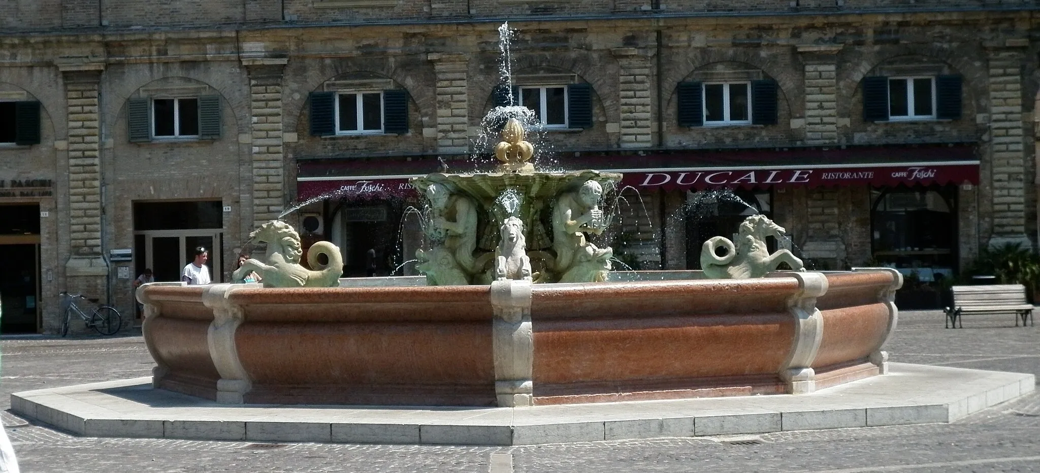 Photo showing: The Fountain of Piazza del Popolo