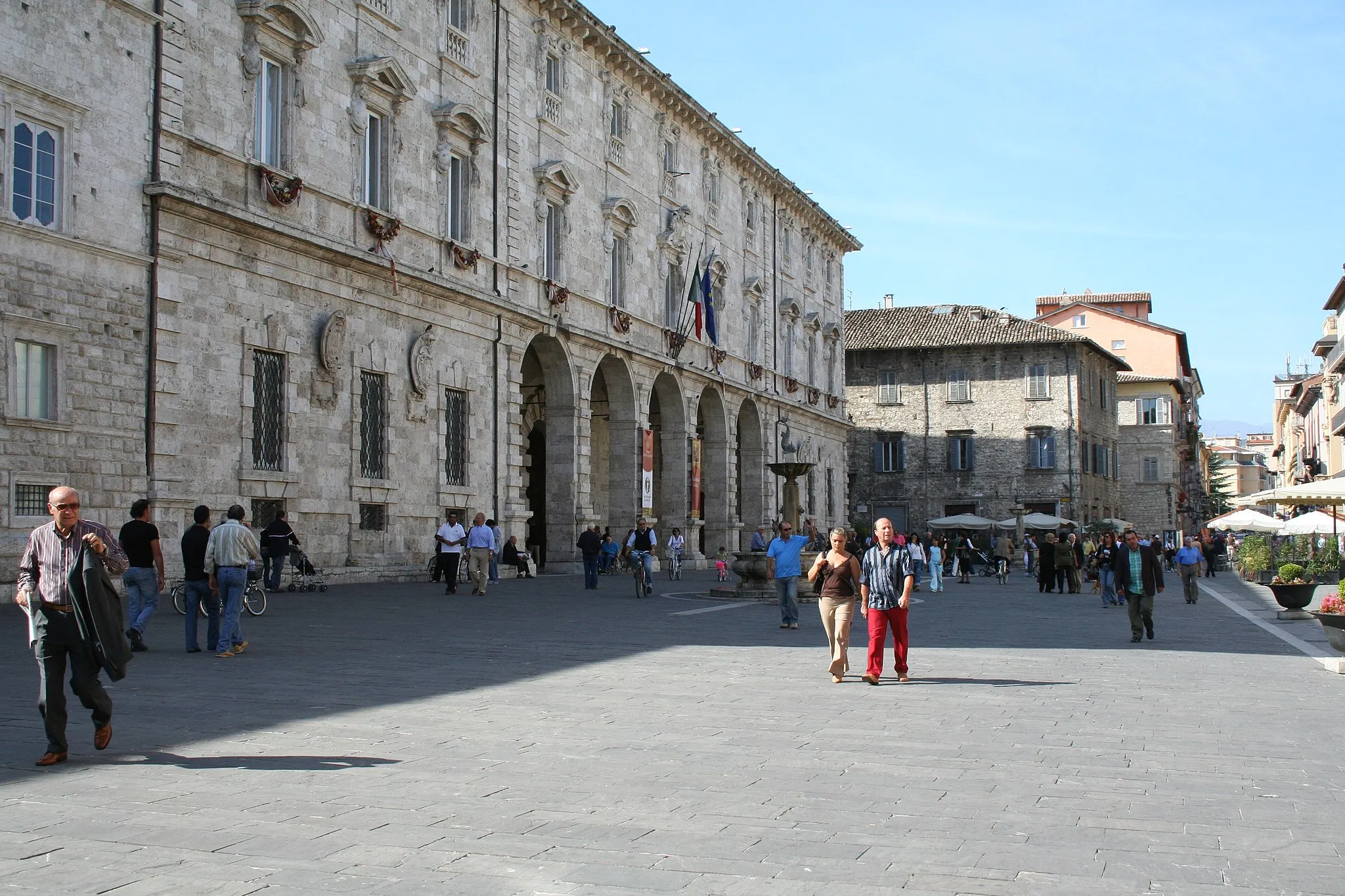 Photo showing: Palazzo dell'Arengo in Ascoli Piceno, ottobre 2006