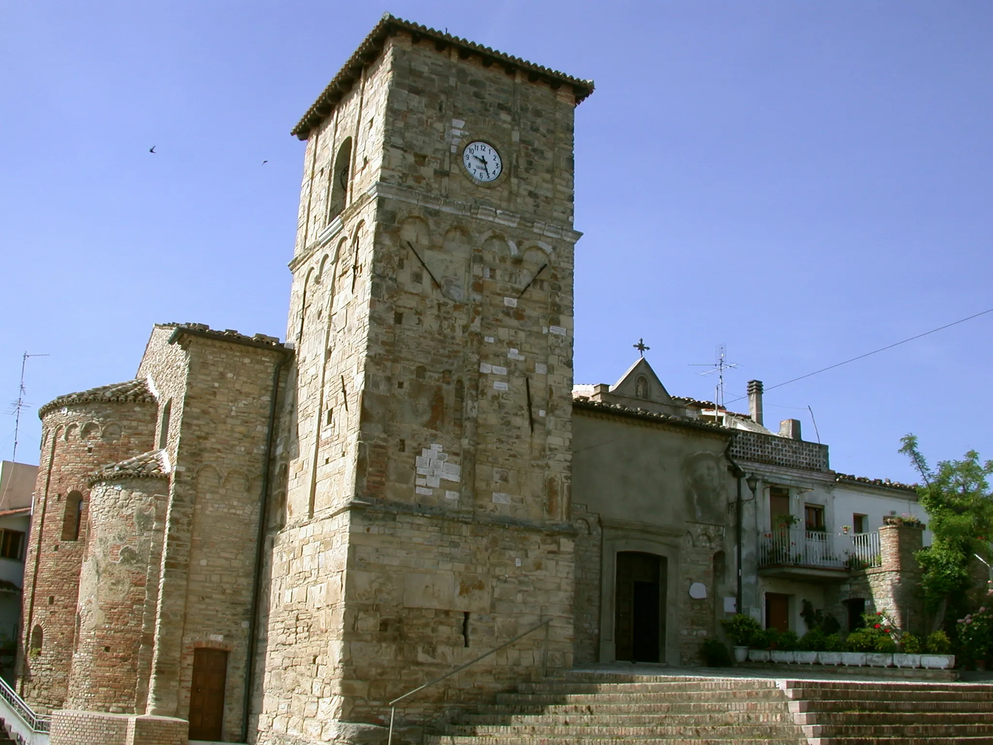 Photo showing: Chiesa di Santa Maria in Petacciato

by Antonio Greco