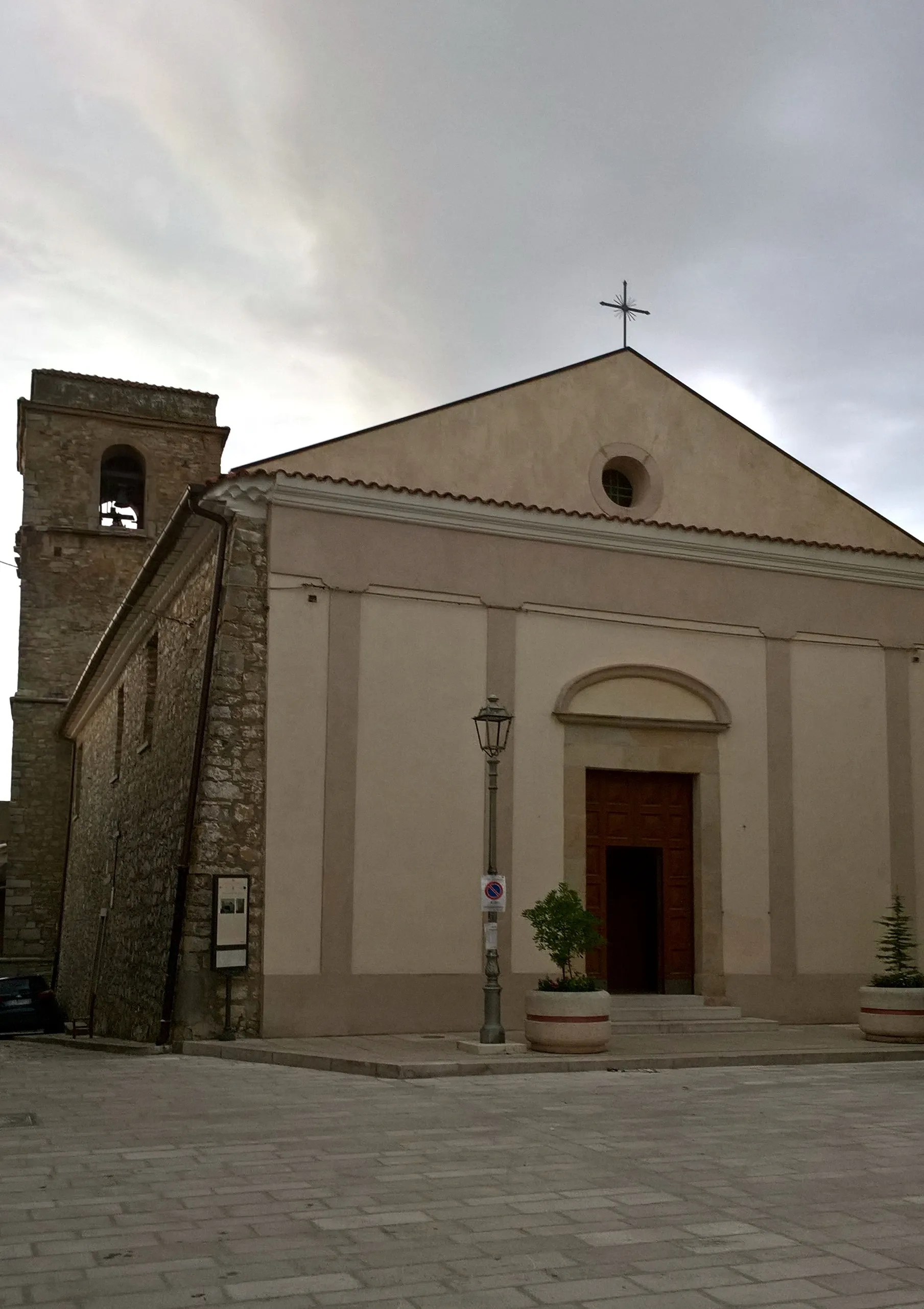 Photo showing: Chiesa dei Santi Pietro e Paolo