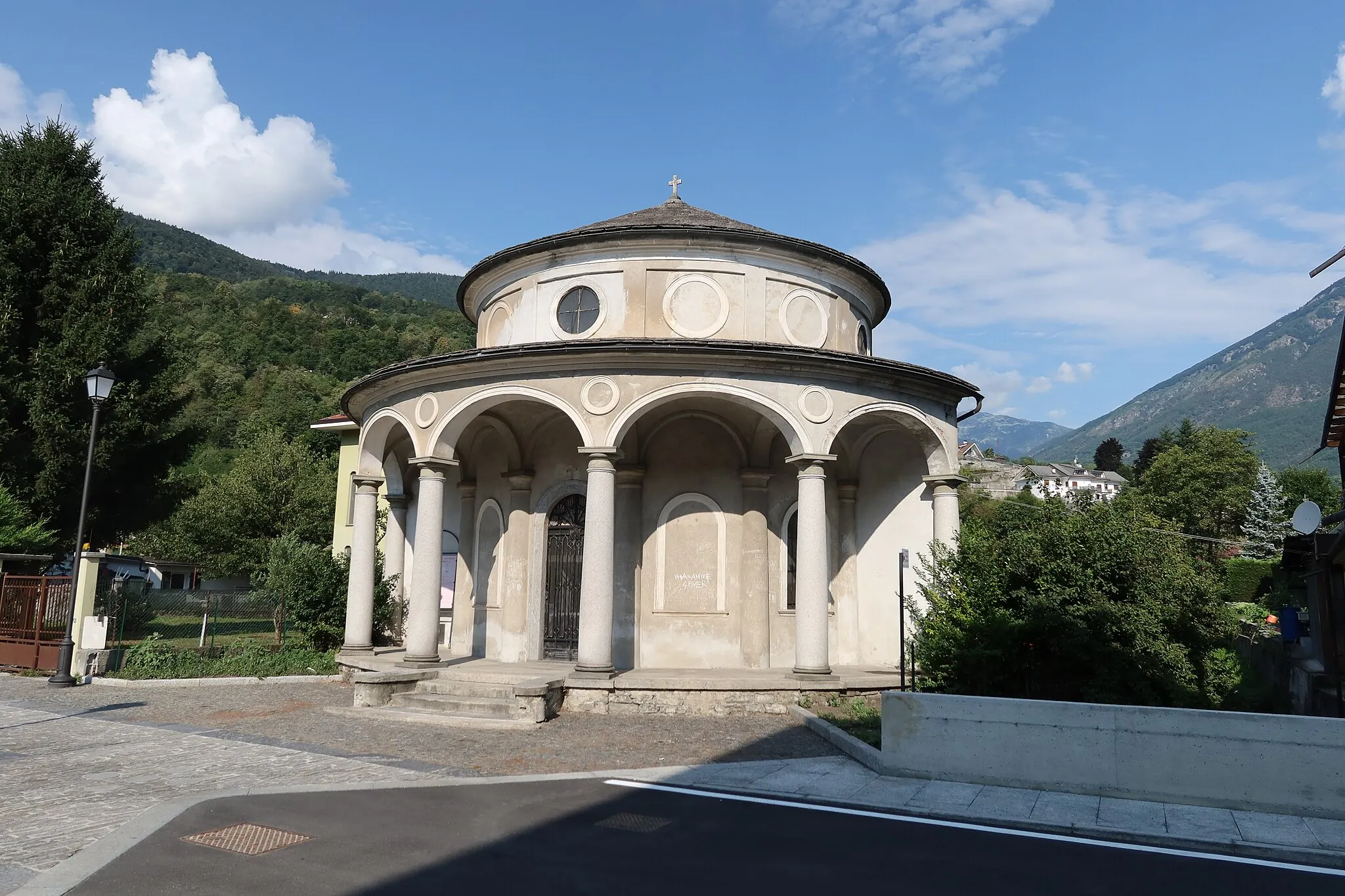 Photo showing: Sacro Monte Calvario Stazione I