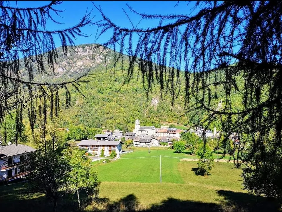 Photo showing: Panorama del Paese