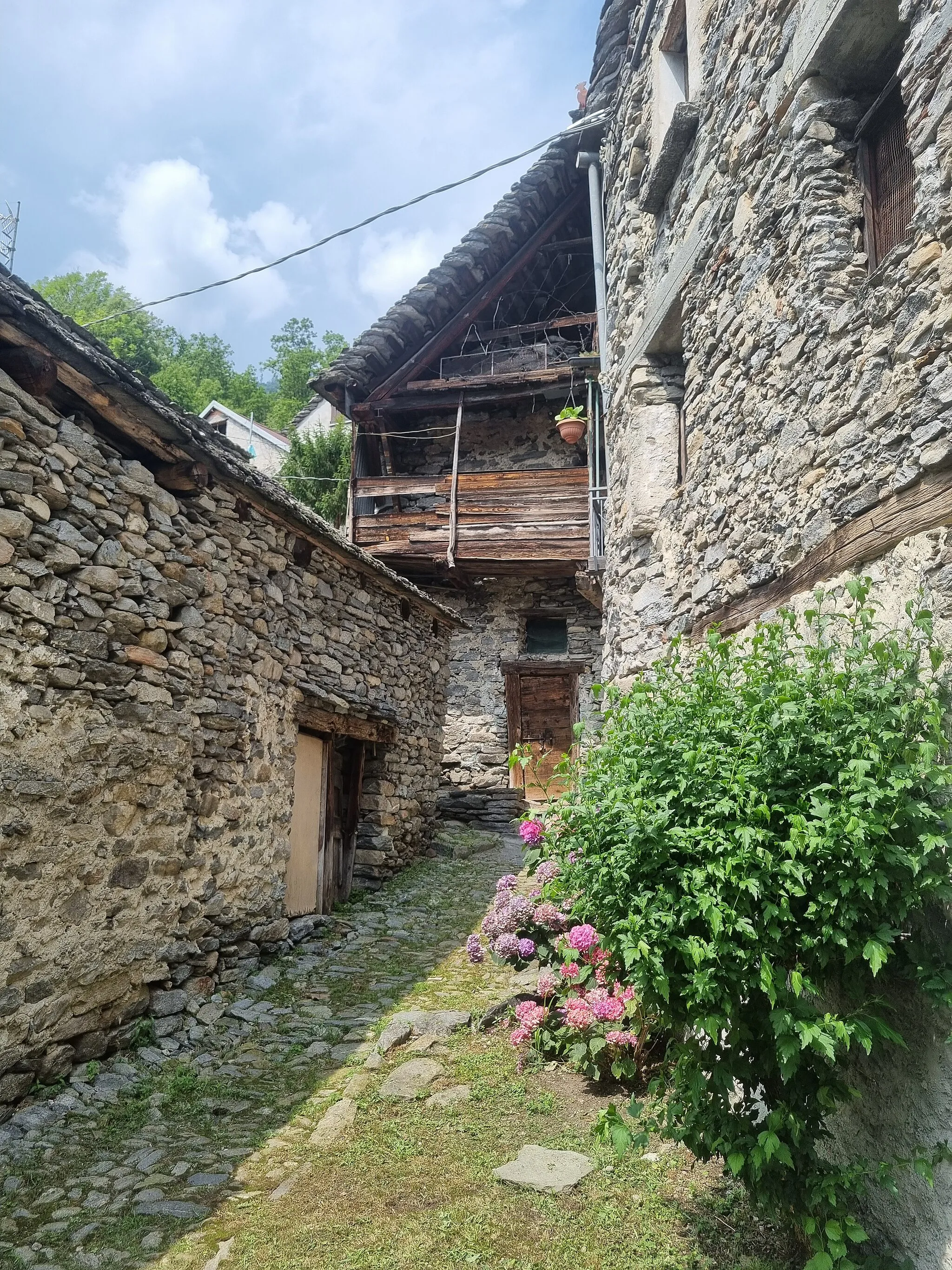Photo showing: Paiesco, frazione del comune di Trontano (VB)