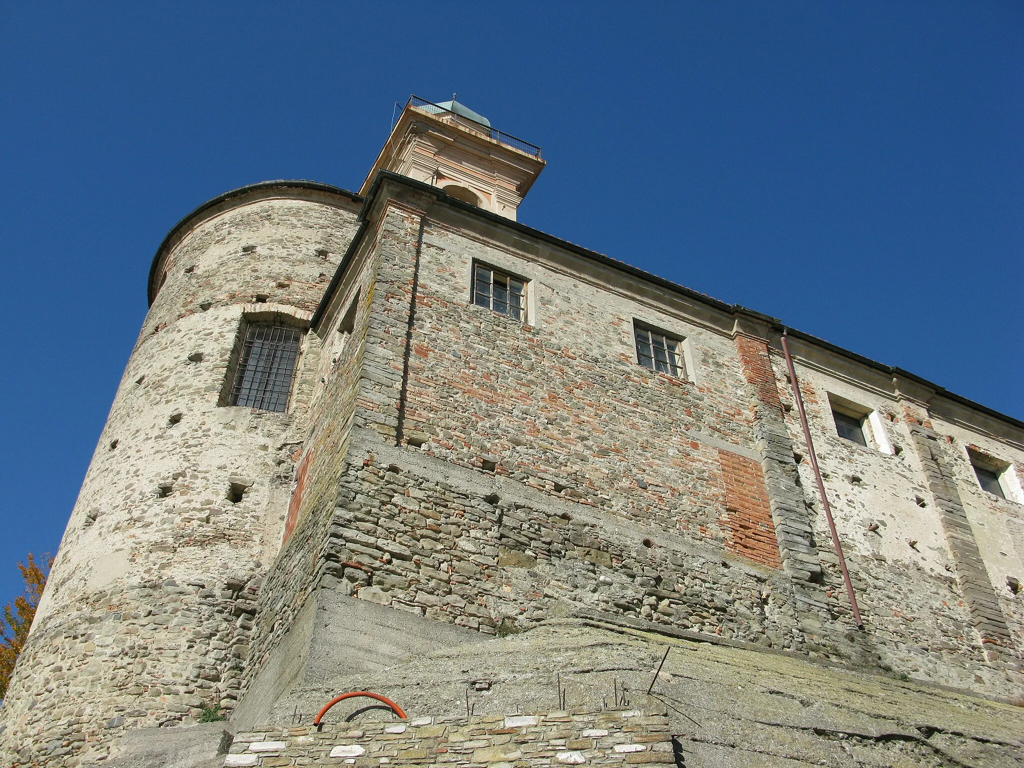 Photo showing: The catholic parish church of Pareto (Valle Bormida, Monferrato, Piemonte, NW Italy). 5.10.2008