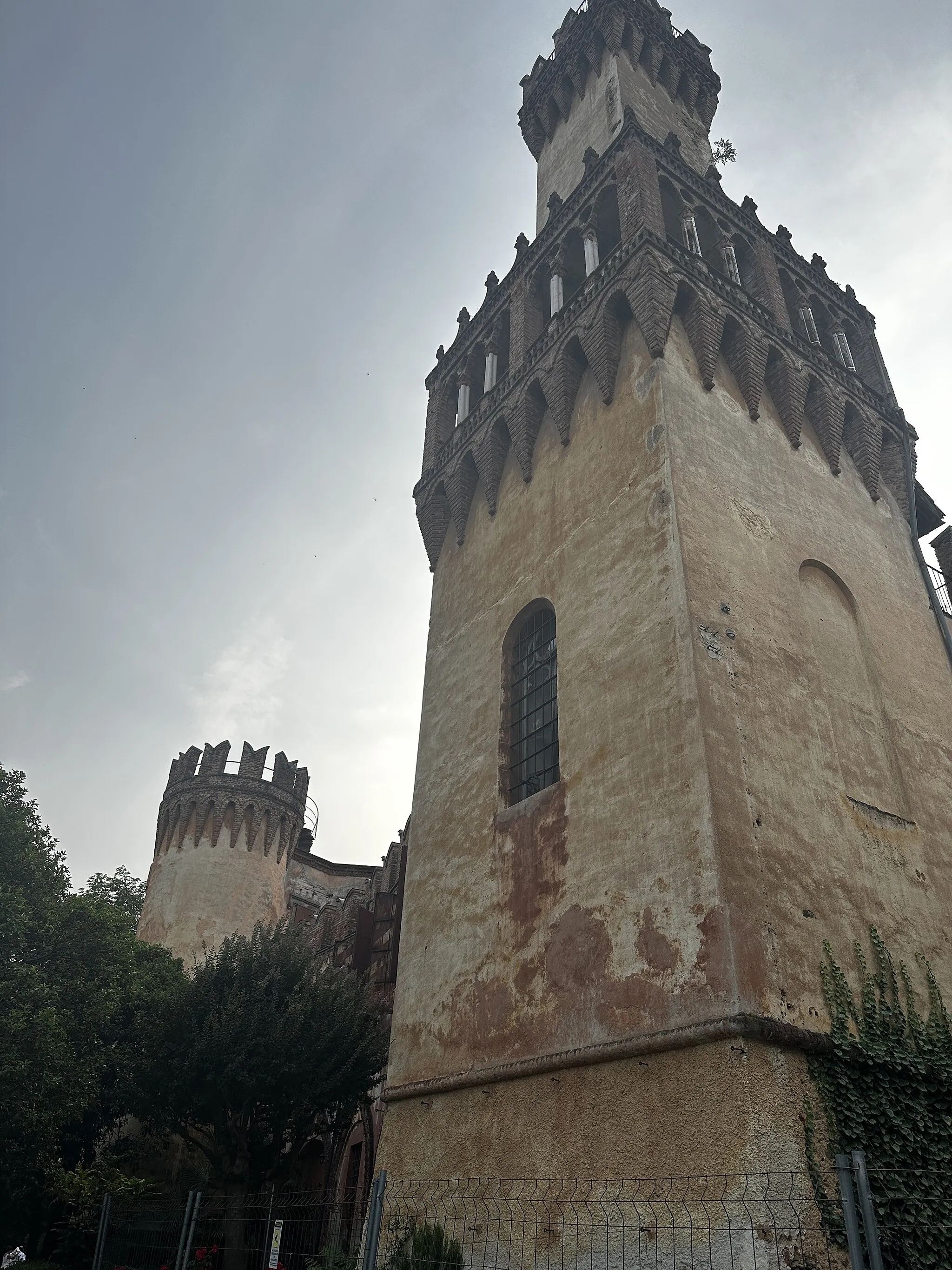 Photo showing: Castello del Roccolo