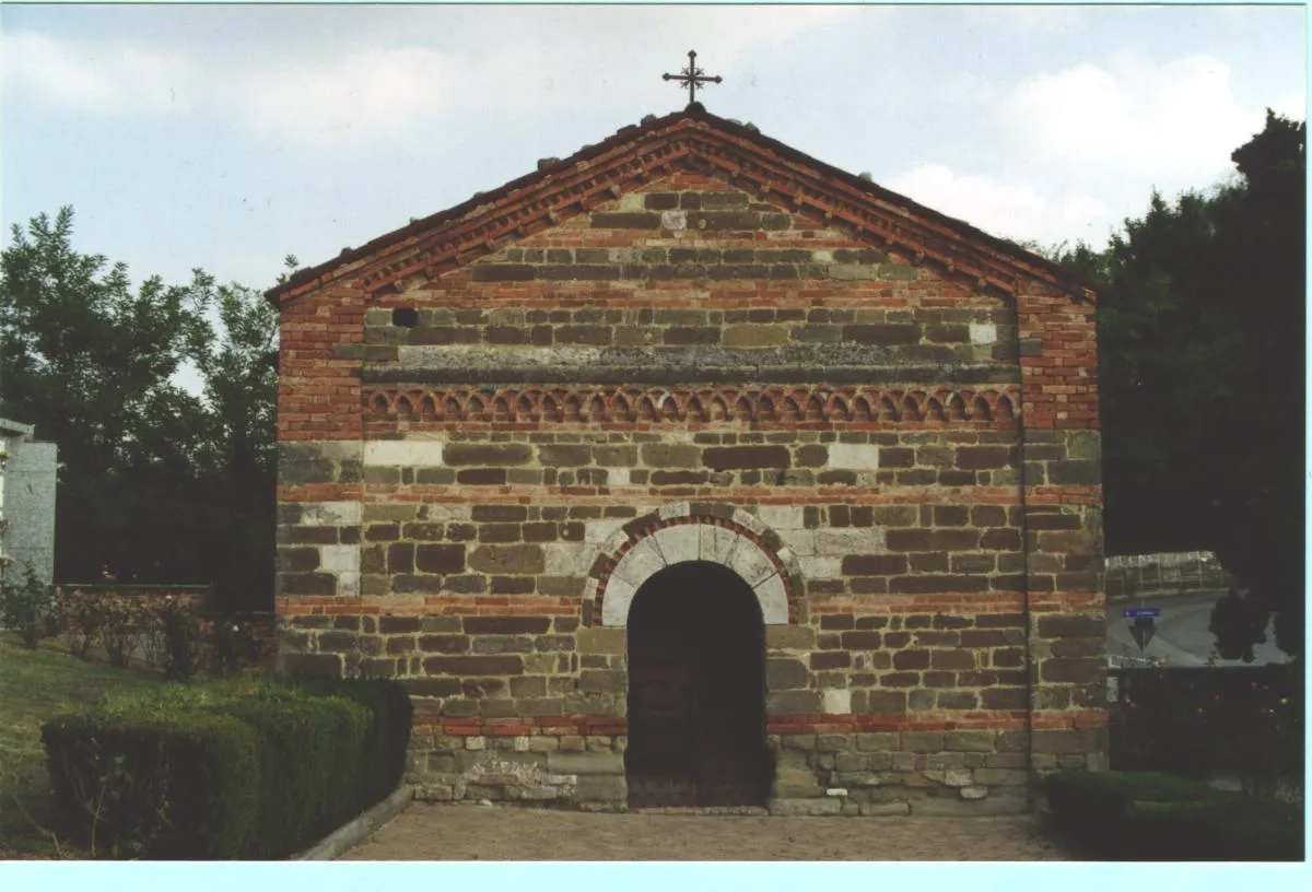 Photo showing: VGC. Albugnano (AT) Chiesa romanica di San Pietro.
