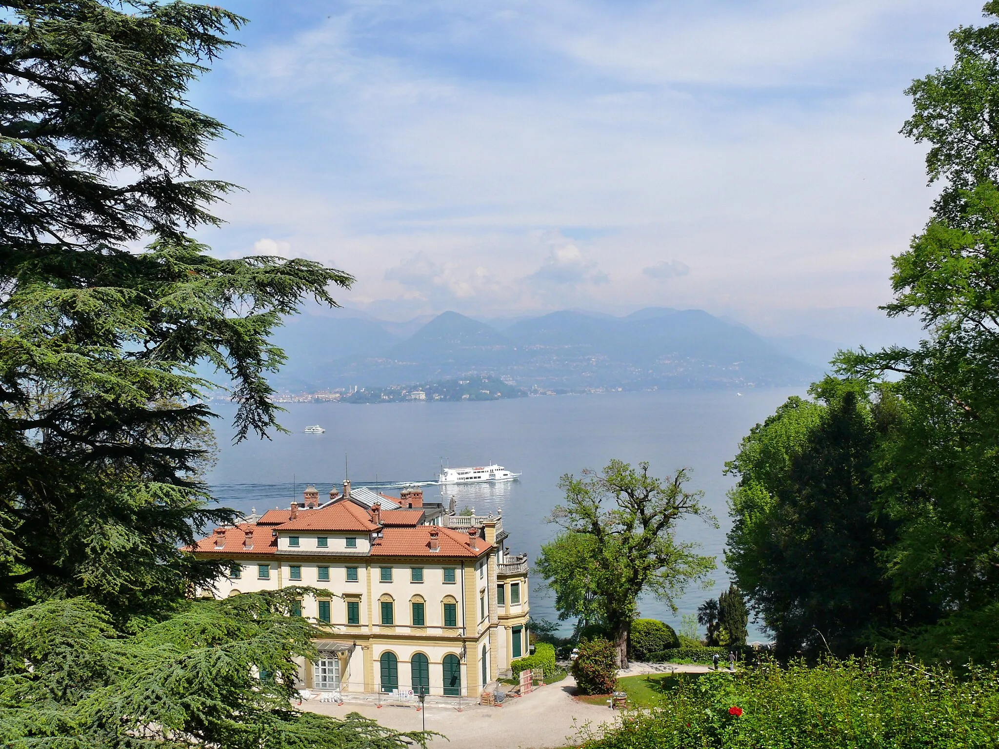 Photo showing: Im Park der Villa Pallavicino