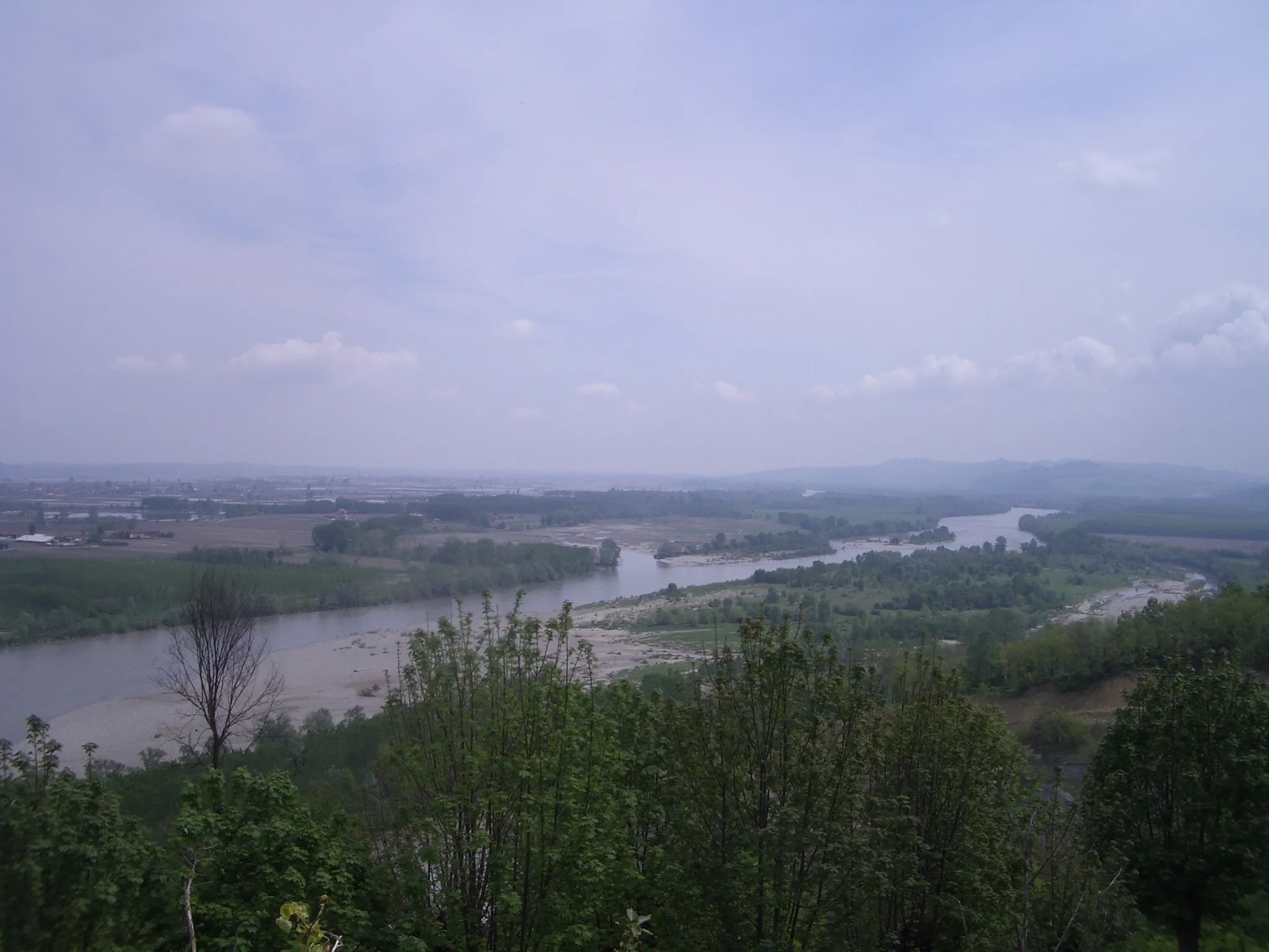 Photo showing: Verrua Savoia, landscape from the fortress, (Po river)