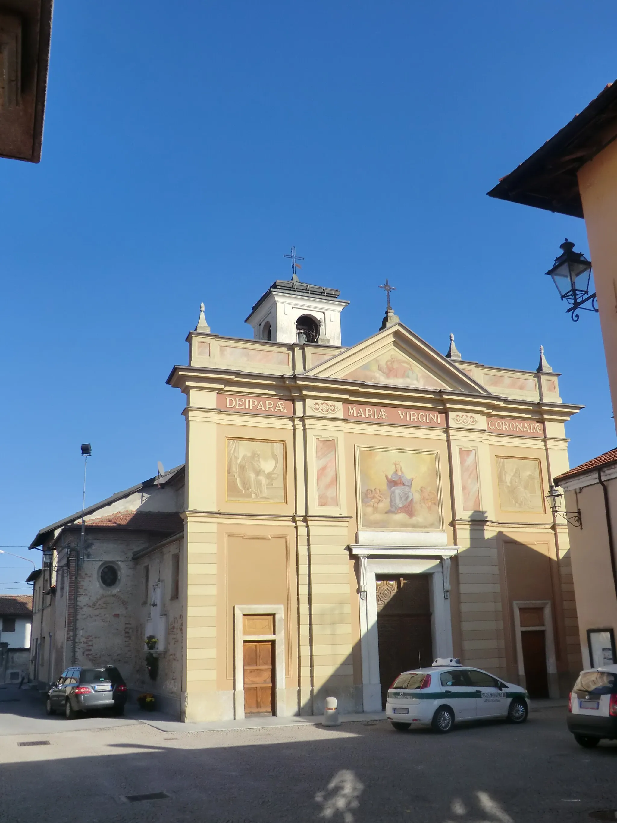 Photo showing: Castelletto Stura (Cuneo): chiesa parrocchiale di Maria Vergine Incoronata (XV secolo)