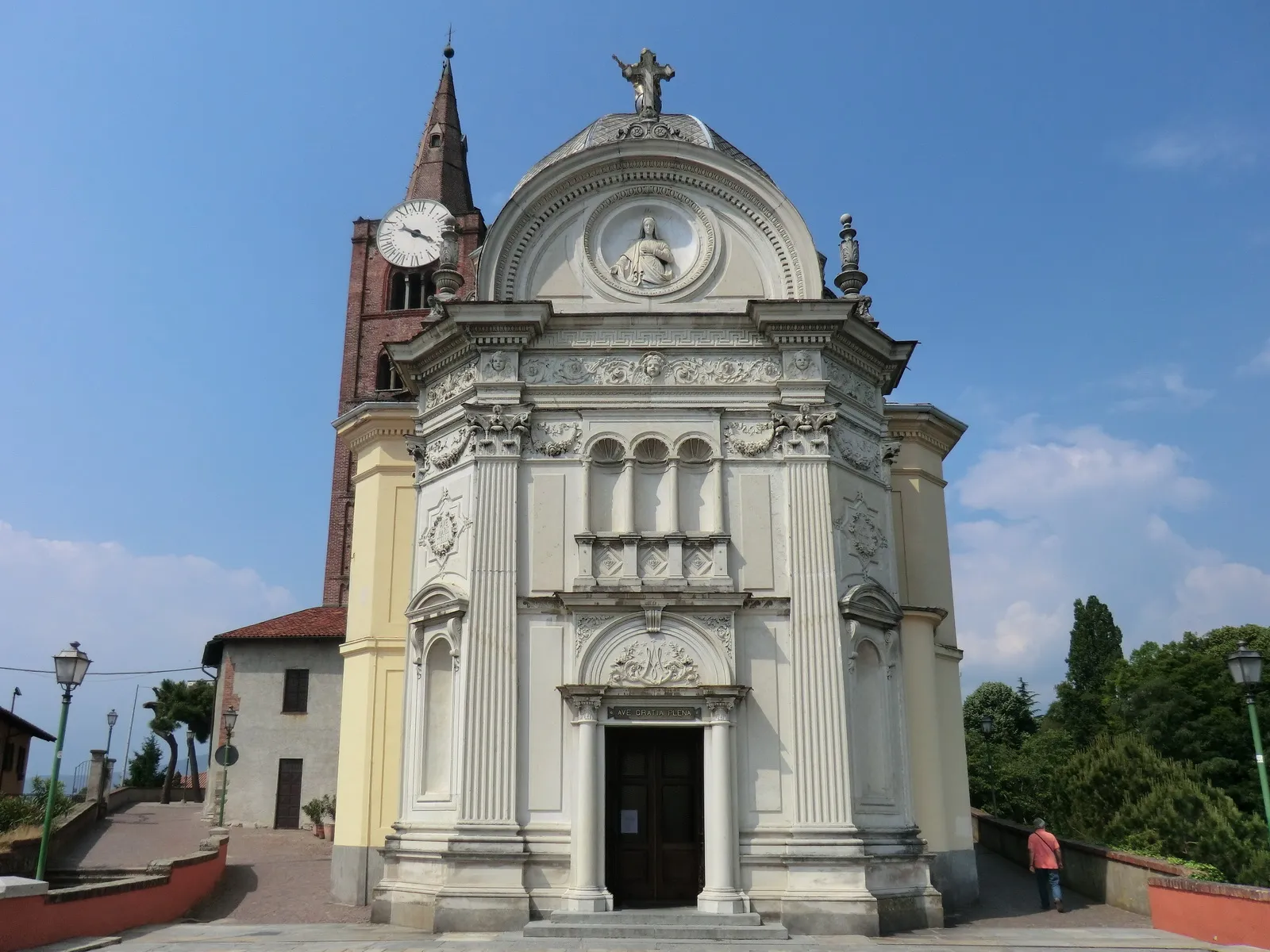 Photo showing: Santuario Madonna delle Grazie

Native name
Santuario Madonna delle Grazie Location
Pinerolo, Italy Coordinates
44° 53′ 22.34″ N, 7° 19′ 38.23″ E