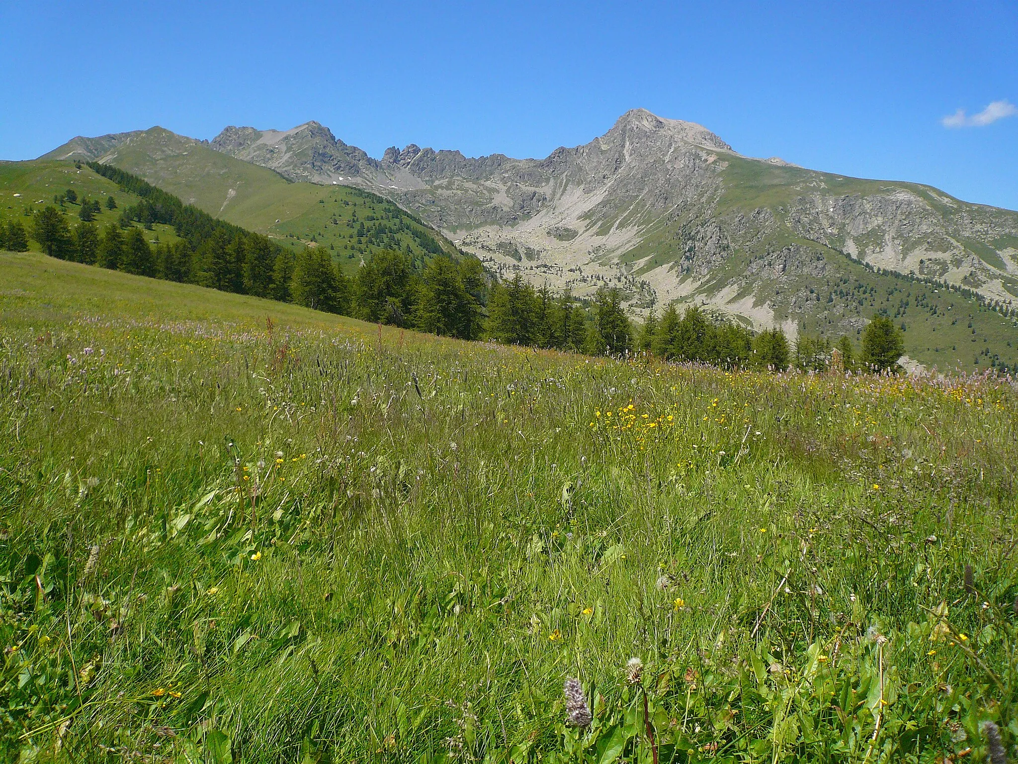 Photo showing: Roche de l'Abysse from Baisse du Peyrefique