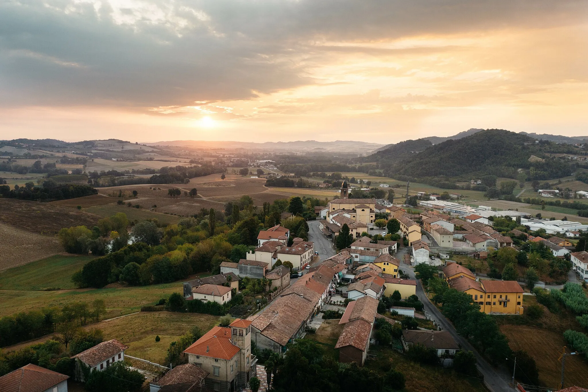 Photo showing: Aerial view of Cerrina Monferrato