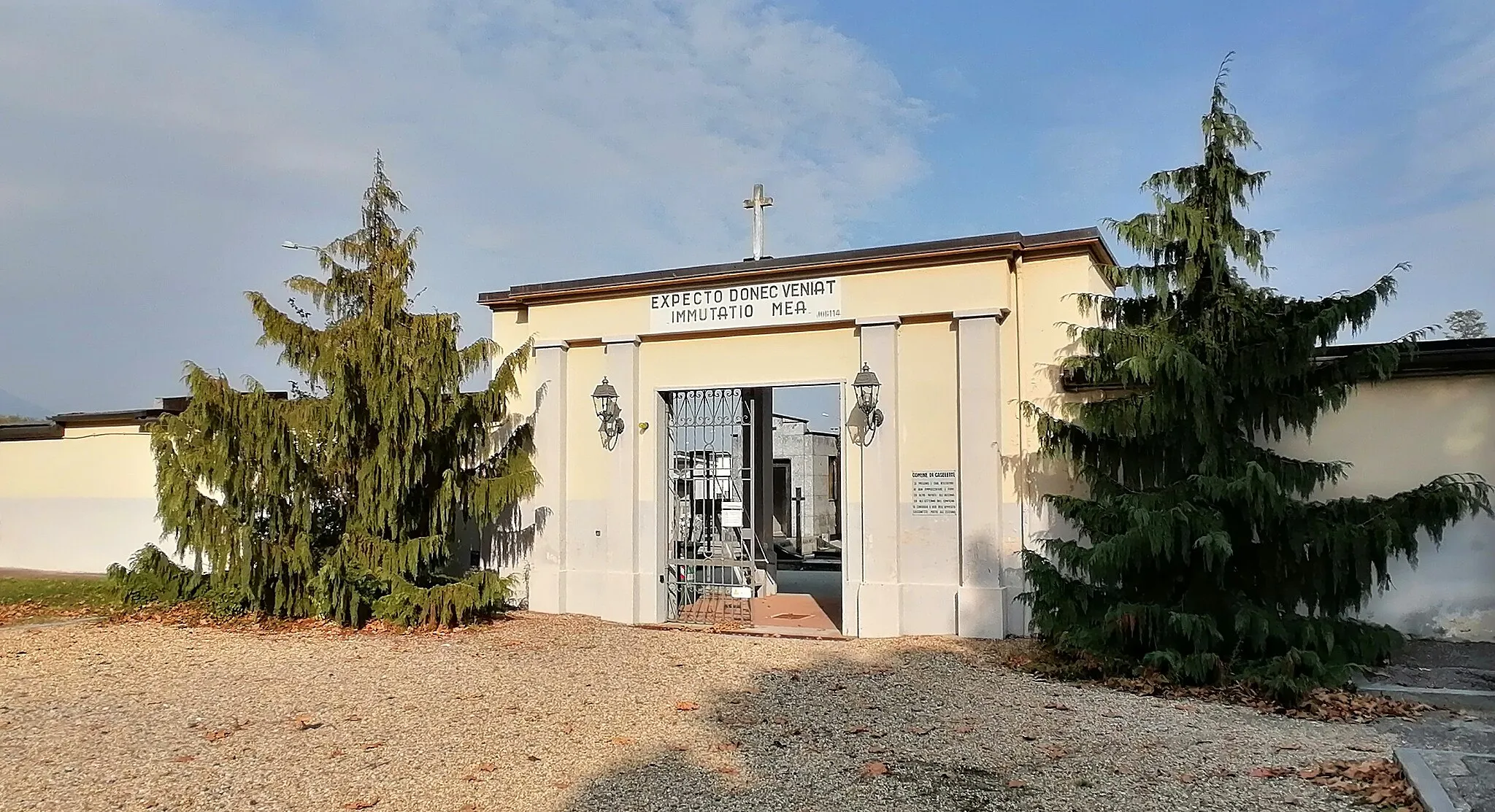 Photo showing: Ingresso principale cimitero