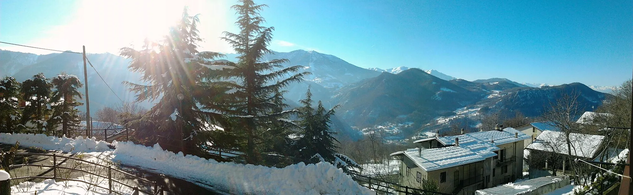 Photo showing: Panoramica da Sant'Anna San Giacomo di Roburent. 01 gennaio 2011